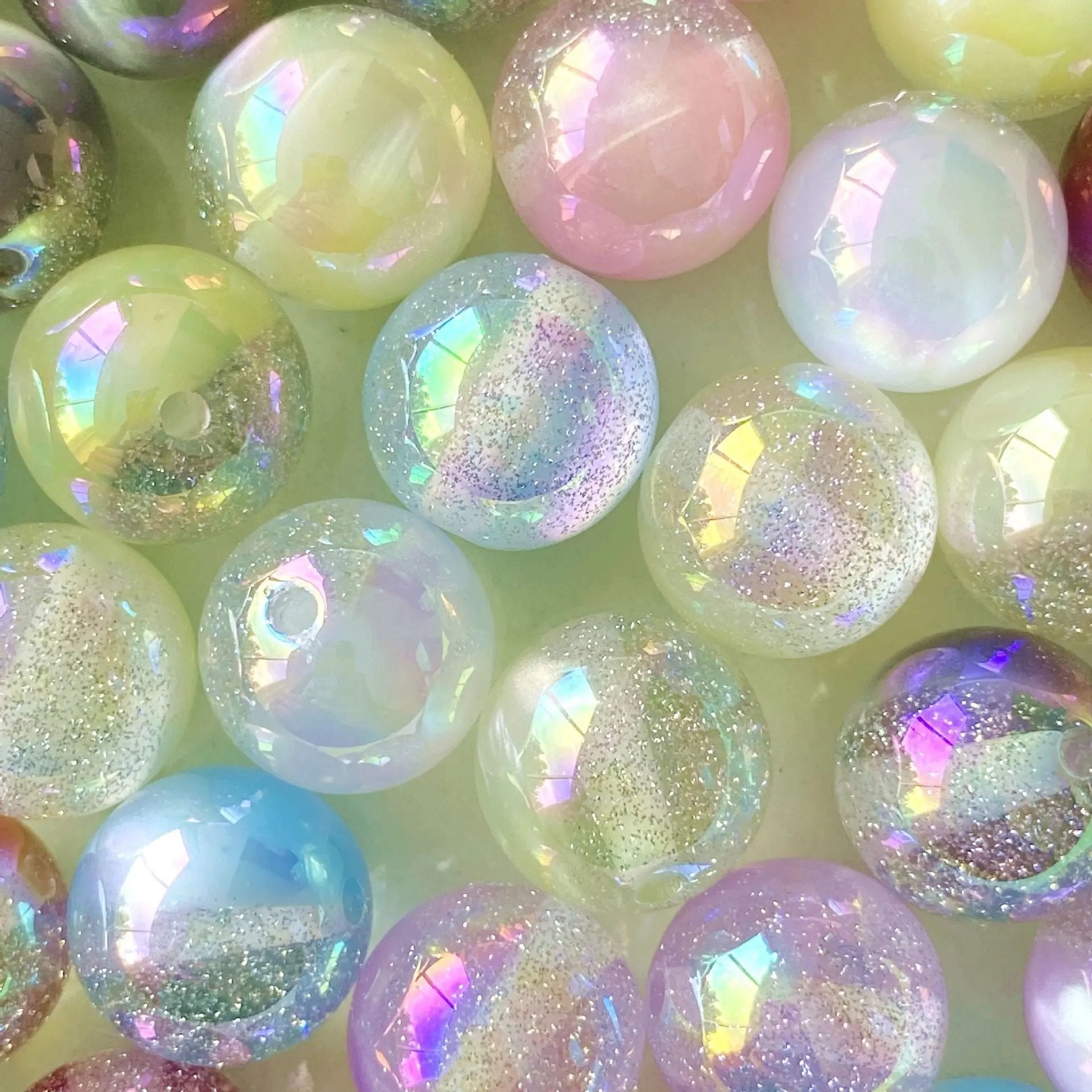 FS0082-Random Mixed Color 10MM UV Gradient Color Glitter Resin Beads Fit For Beadable Pens Zoe's DIY Shop