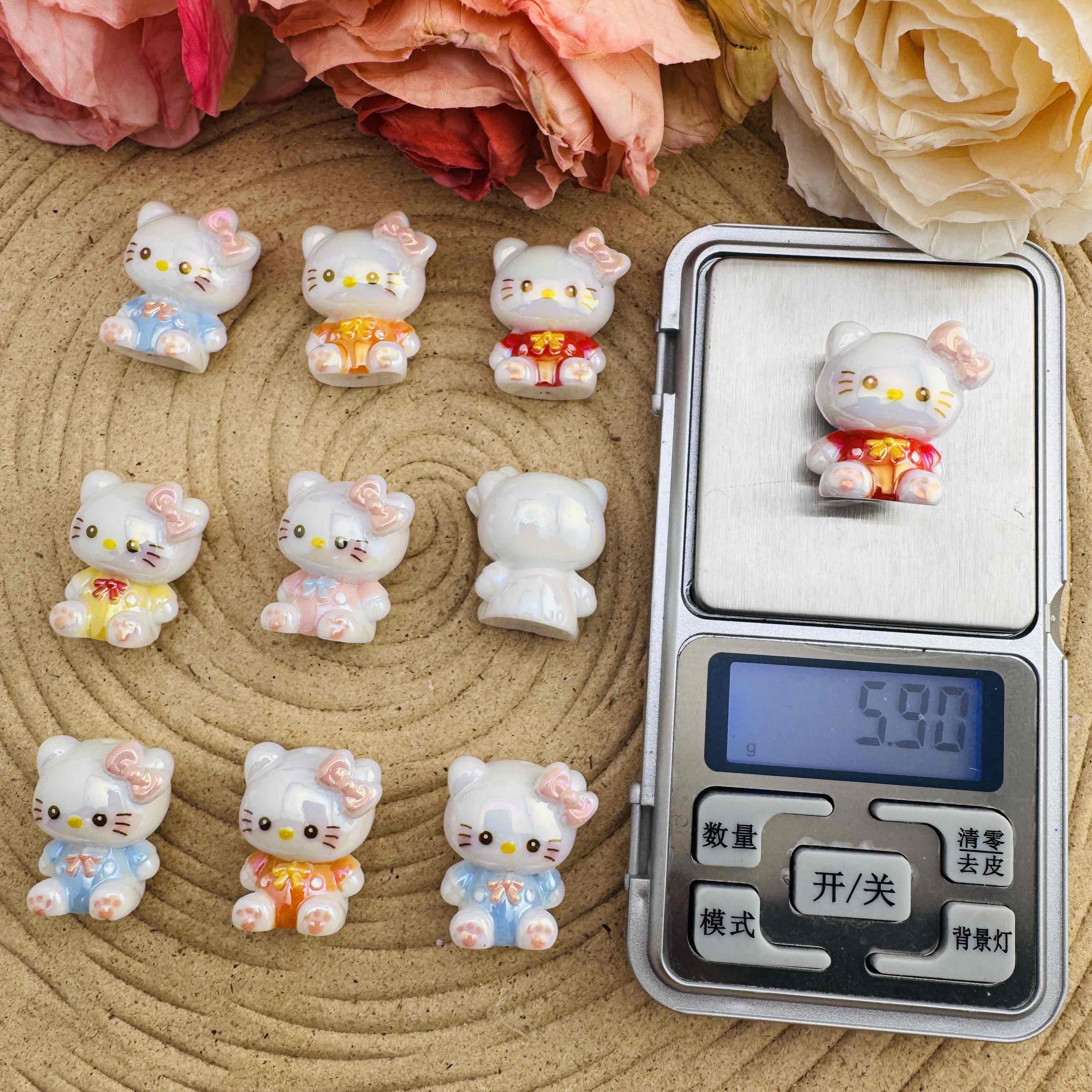 FS10089-About 21×26mm Sitting HK Resin Beads For Making Keychain Beadable Pens Zoe DIY Wholesale