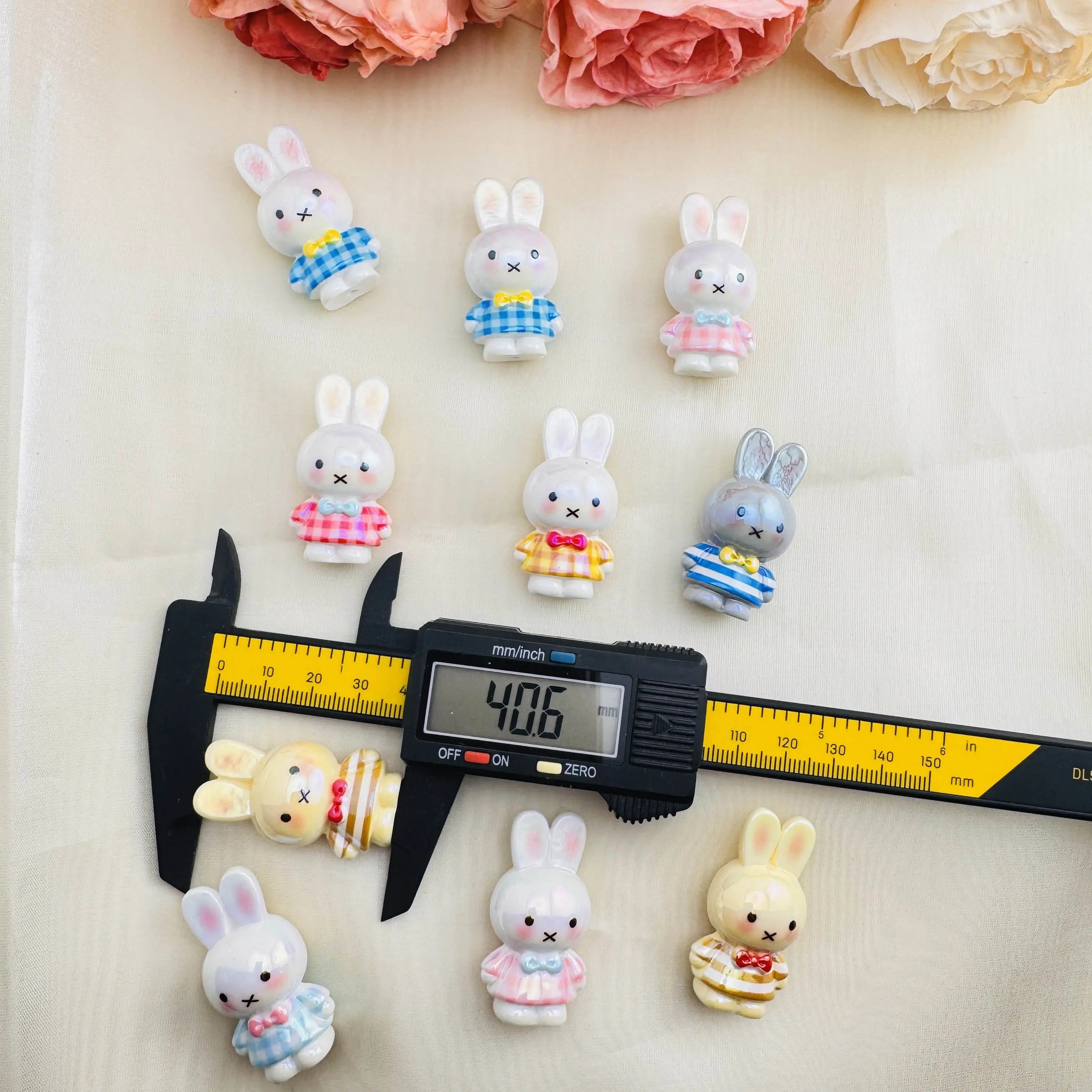 FS10395-Random Mixed Color UV Coating Rabbit Resin Beads Fit For Beadable Pens Keychain Making Zoe DIY Wholesale
