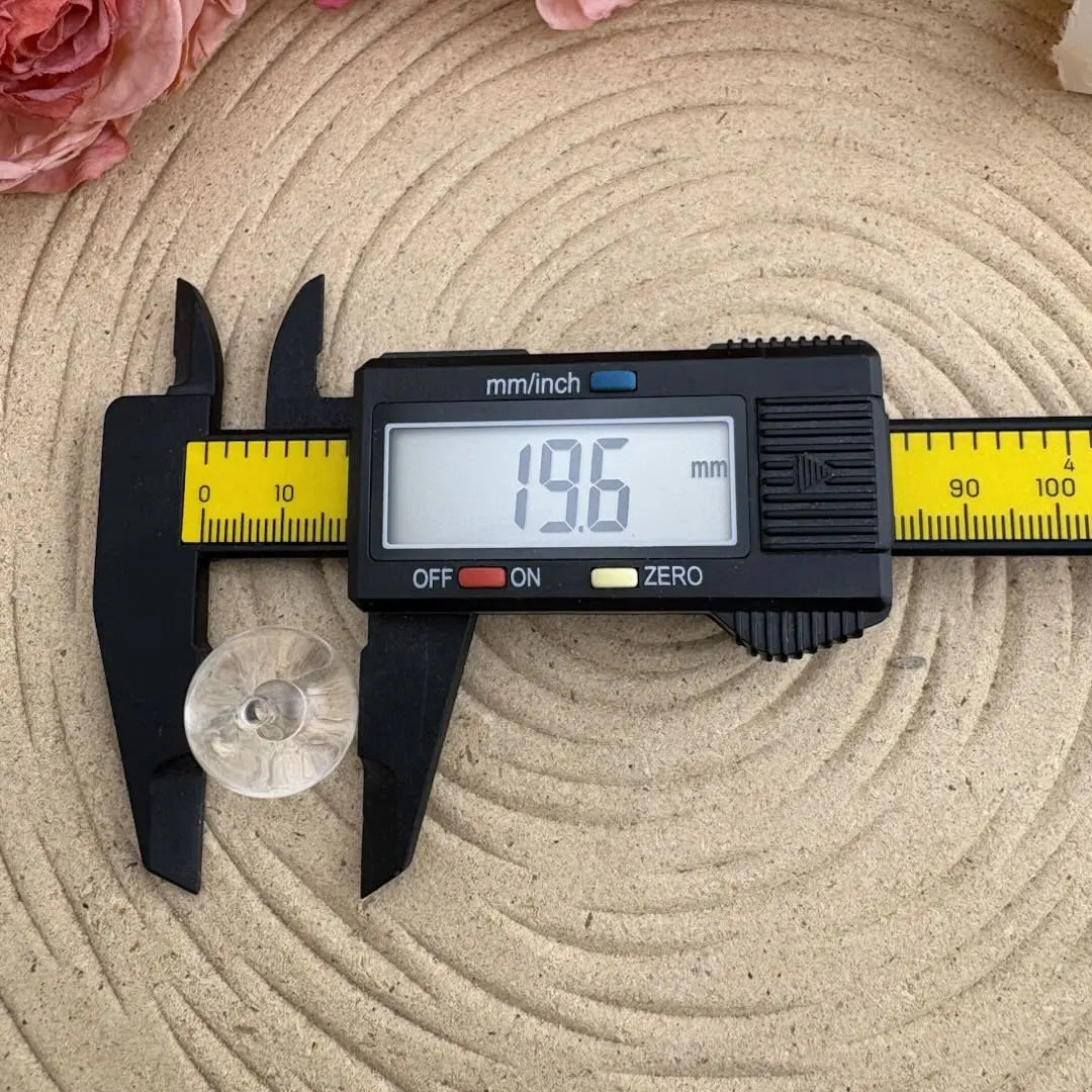 FS10429-20MM Clear Round Beads - Zoe DIY Wholesale