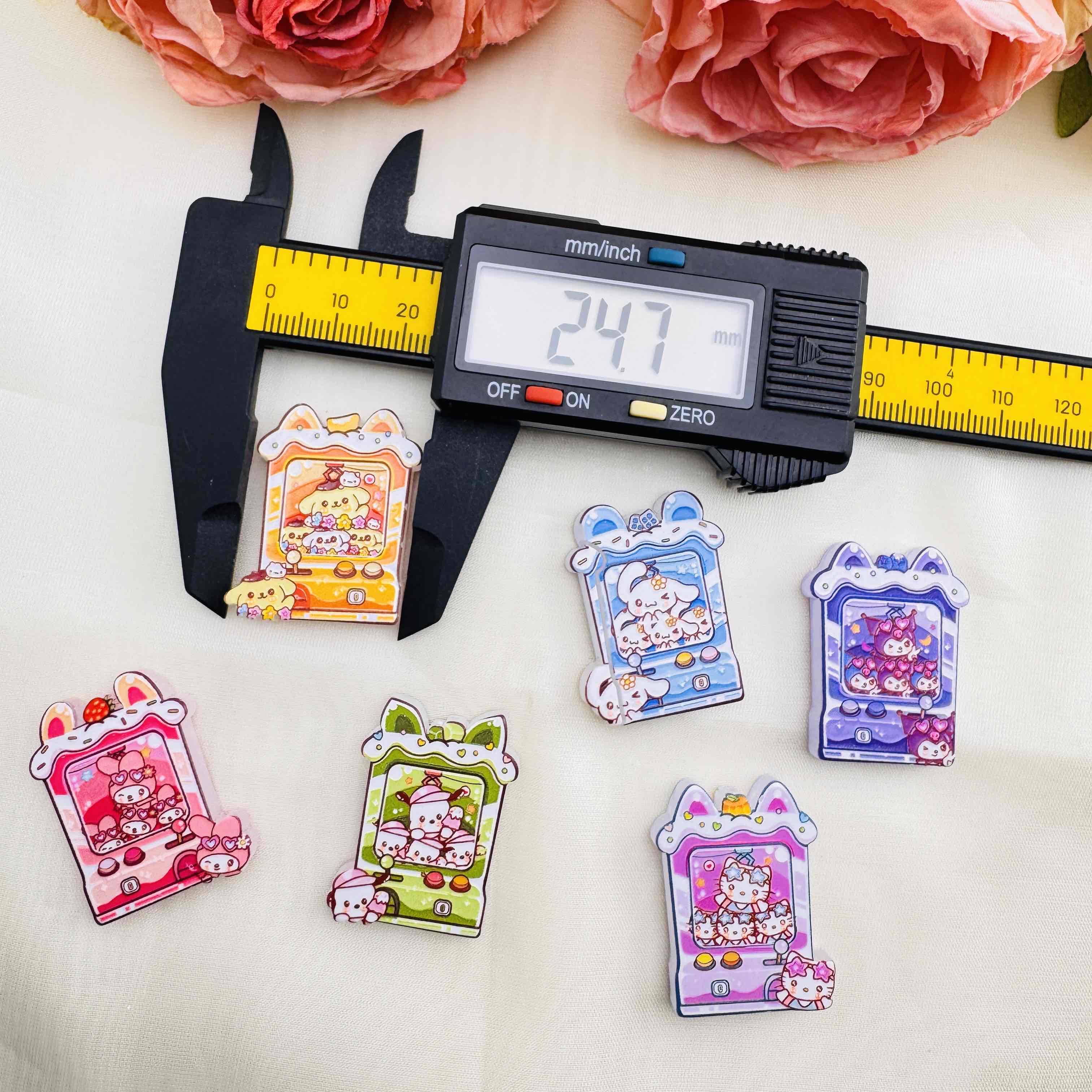 FS10513-Random Mixed Sanrio Acrylic Beads Fit For Beadable Pens Keychain Jewelry Making Zoe DIY Wholesale