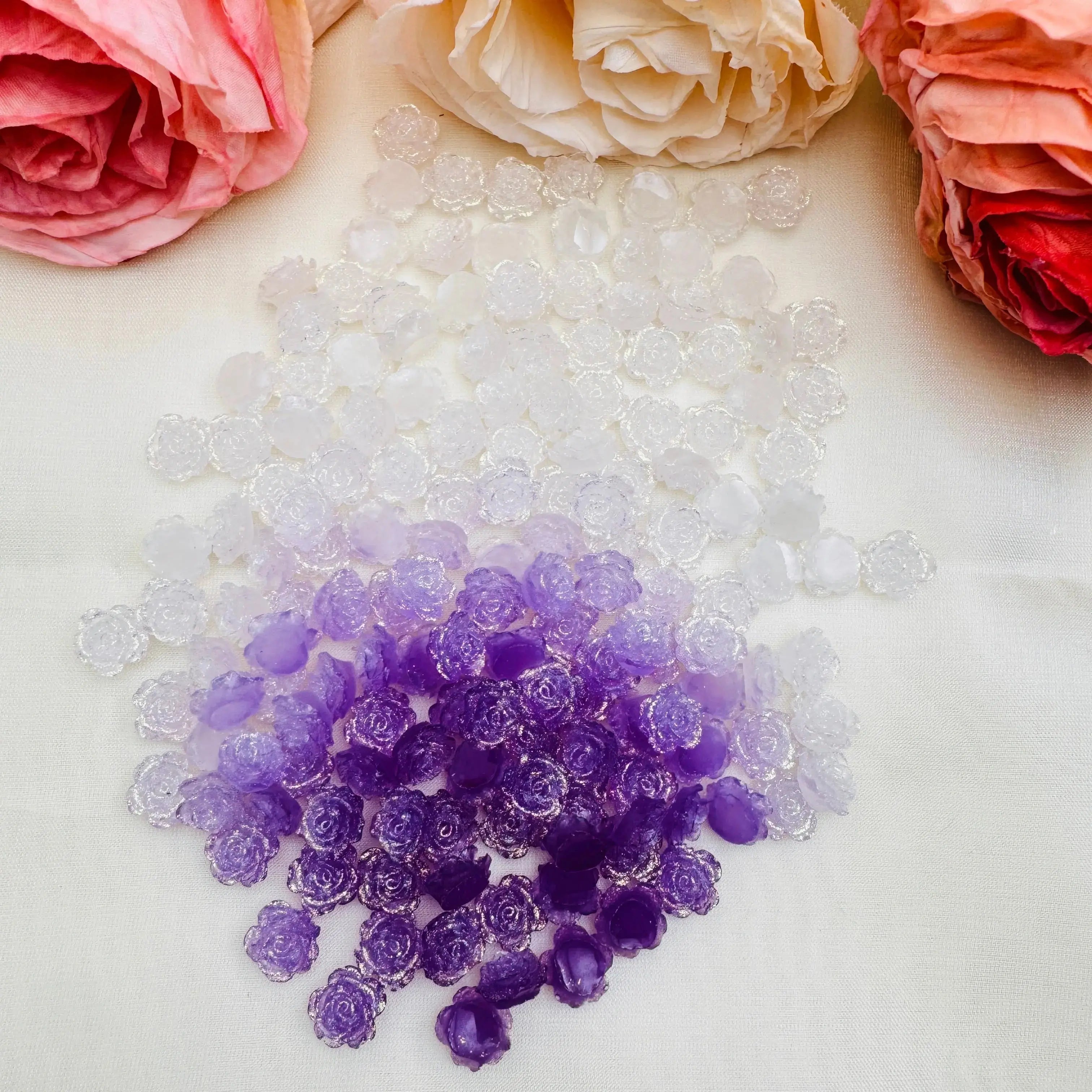 FS10547-300 Pieces White Luminous Color Changing Soft Flower Nail Charms For Making Fancy Beads Or Pens Zoe DIY Wholesale