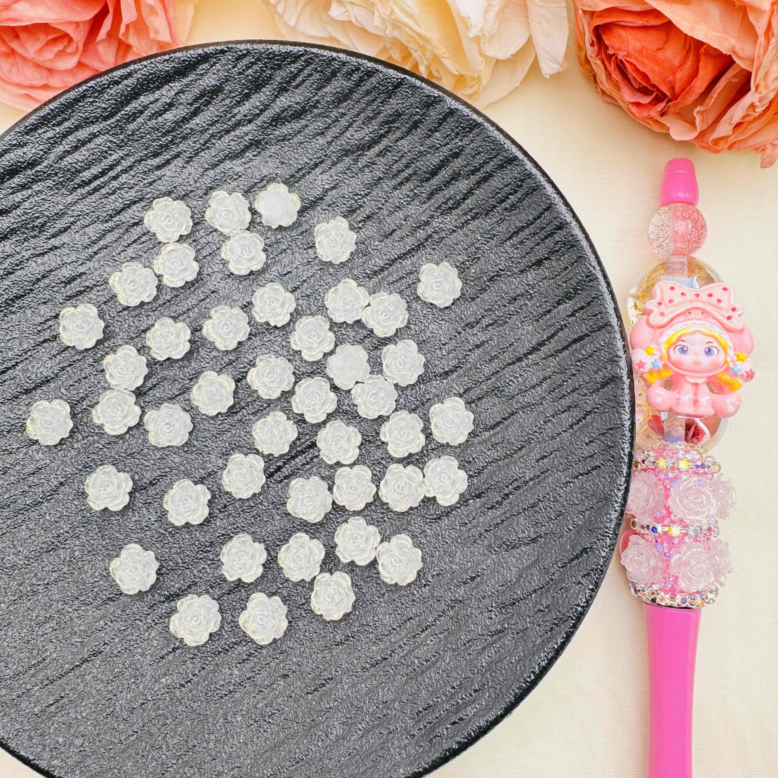 FS10547-300 Pieces White Luminous Color Changing Soft Flower Nail Charms For Making Fancy Beads Or Pens Zoe DIY Wholesale