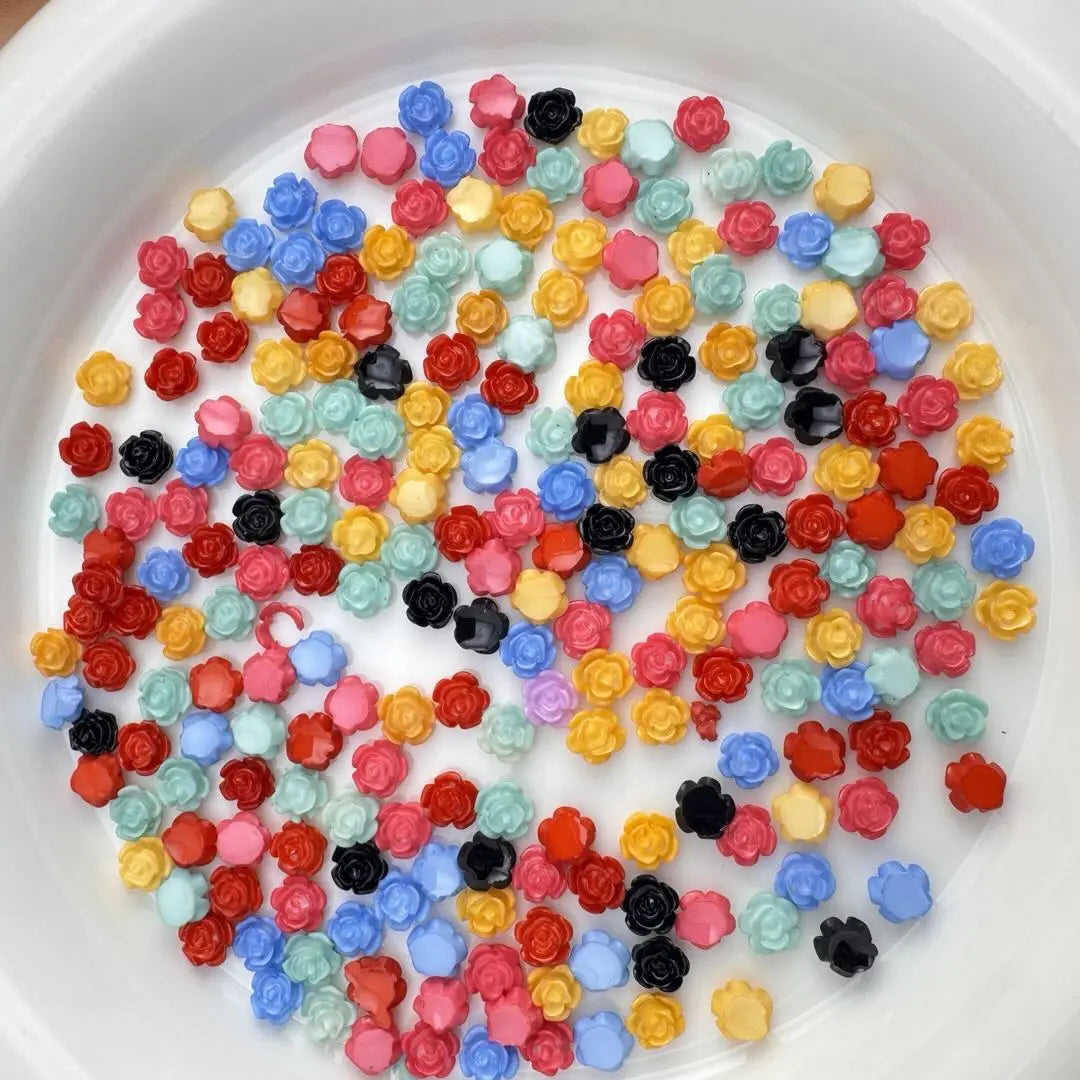 FS10602-6mm Random Mixed Color Rose Flower Nail Charms Zoe DIY Wholesale