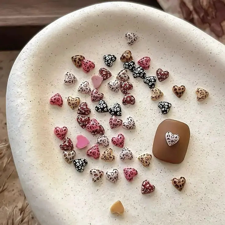 FS10656-About 6mm Leopard Printed Heart Nail Charms Zoe DIY Wholesale