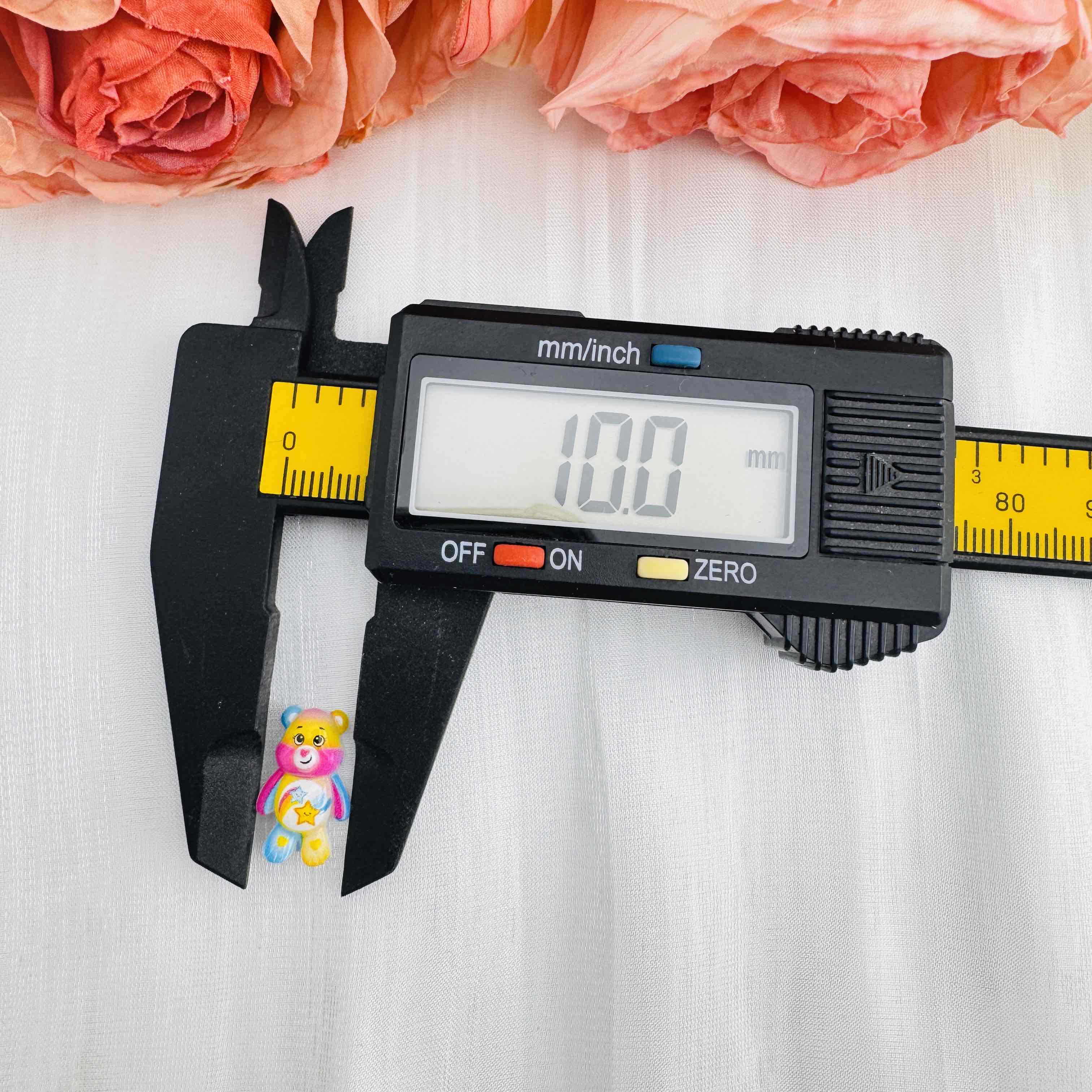 FS10681-Mixed SpongeBob Nail Charms For Making Fancy Beads Or Fancy Beadable Pens Zoe DIY Wholesale