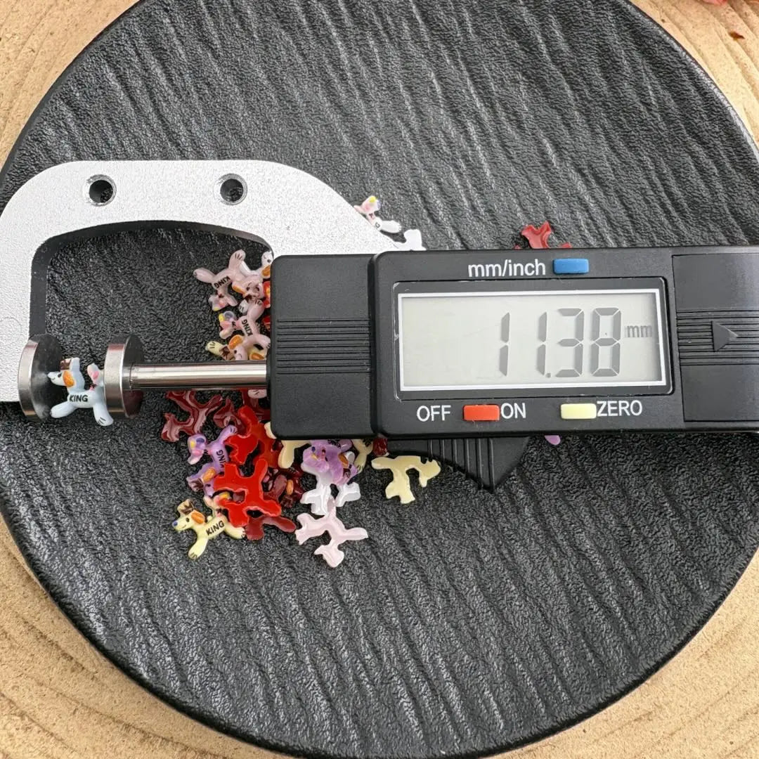 FS10764-Mixed King dog Nail Charms Zoe DIY Wholesale