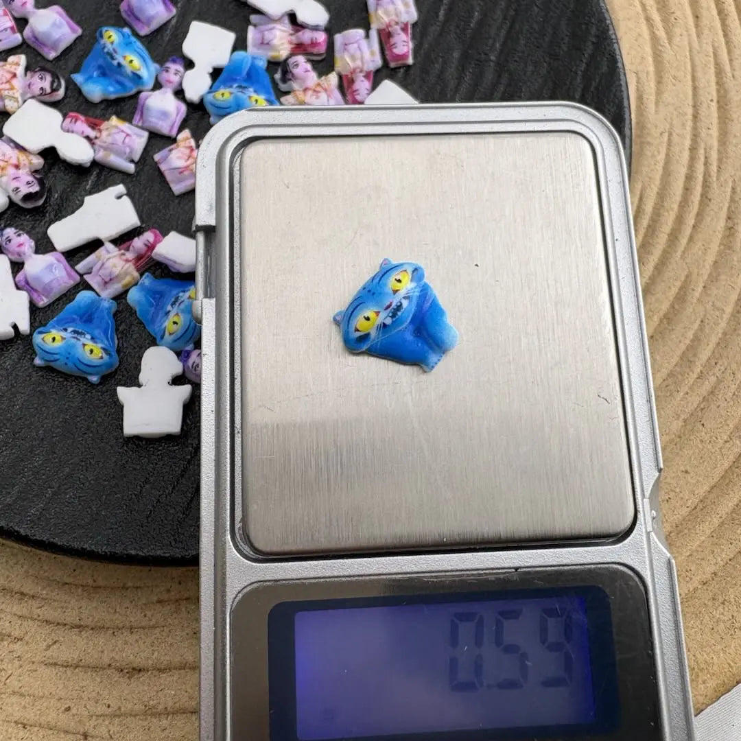 FS10776-Mixed Character Resin Nail Charms Zoe DIY Wholesale