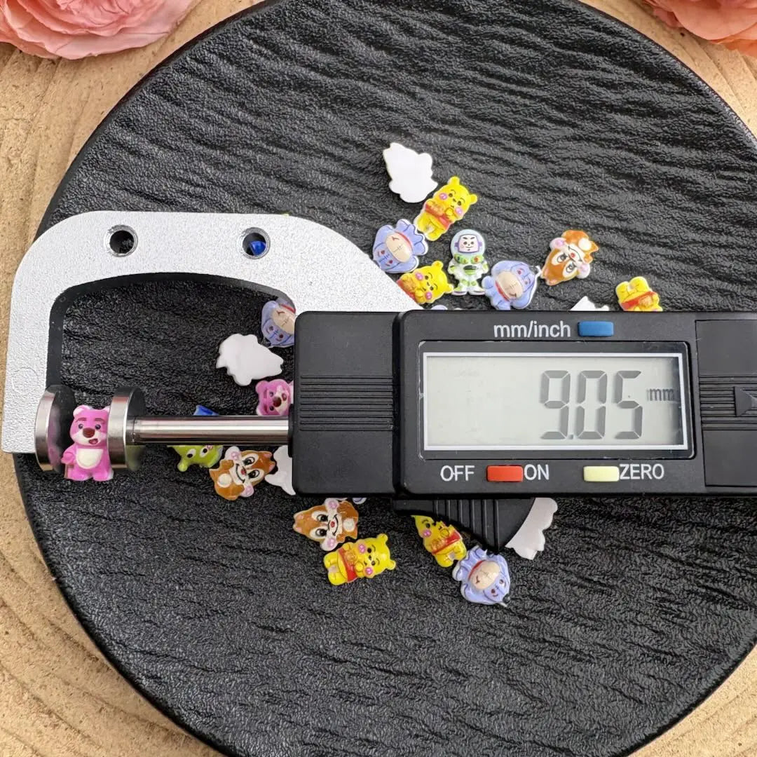 FS10779-Mixed Disney Character Acrylic Nail Charms Zoe DIY Wholesale