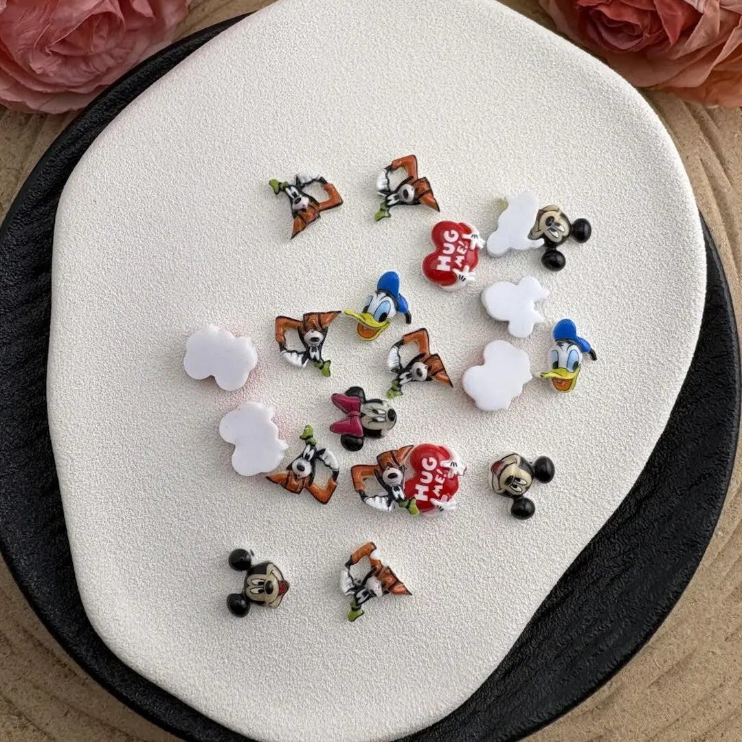 FS10780-12MM Mickey & Friends Resin Nail Charms Zoe DIY Wholesale