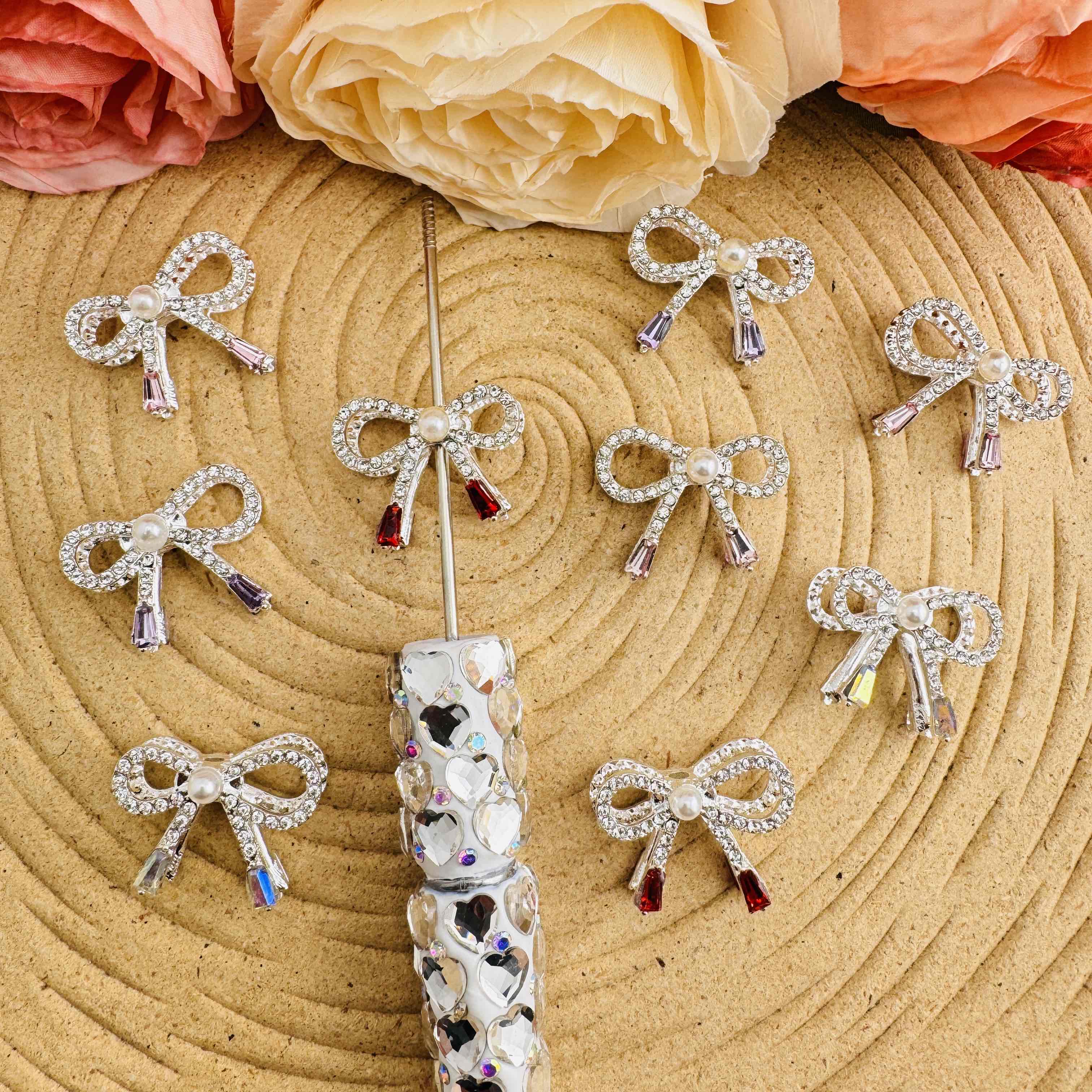 FS10783-About 21×26mm Mixed Color SparklingFancy Bow Metal Alloy Beads Fit For Beadable Pens Jewelry Making Keychain Jewelry Making Zoe DIY Wholesale