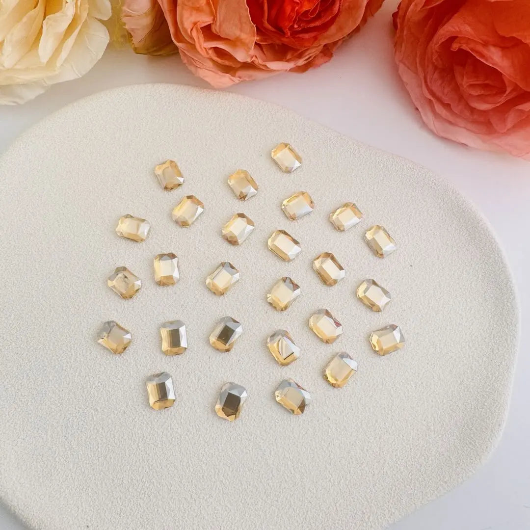 FS10856-6×8mm Crystal Glass Nail Charms Zoe DIY Wholesale