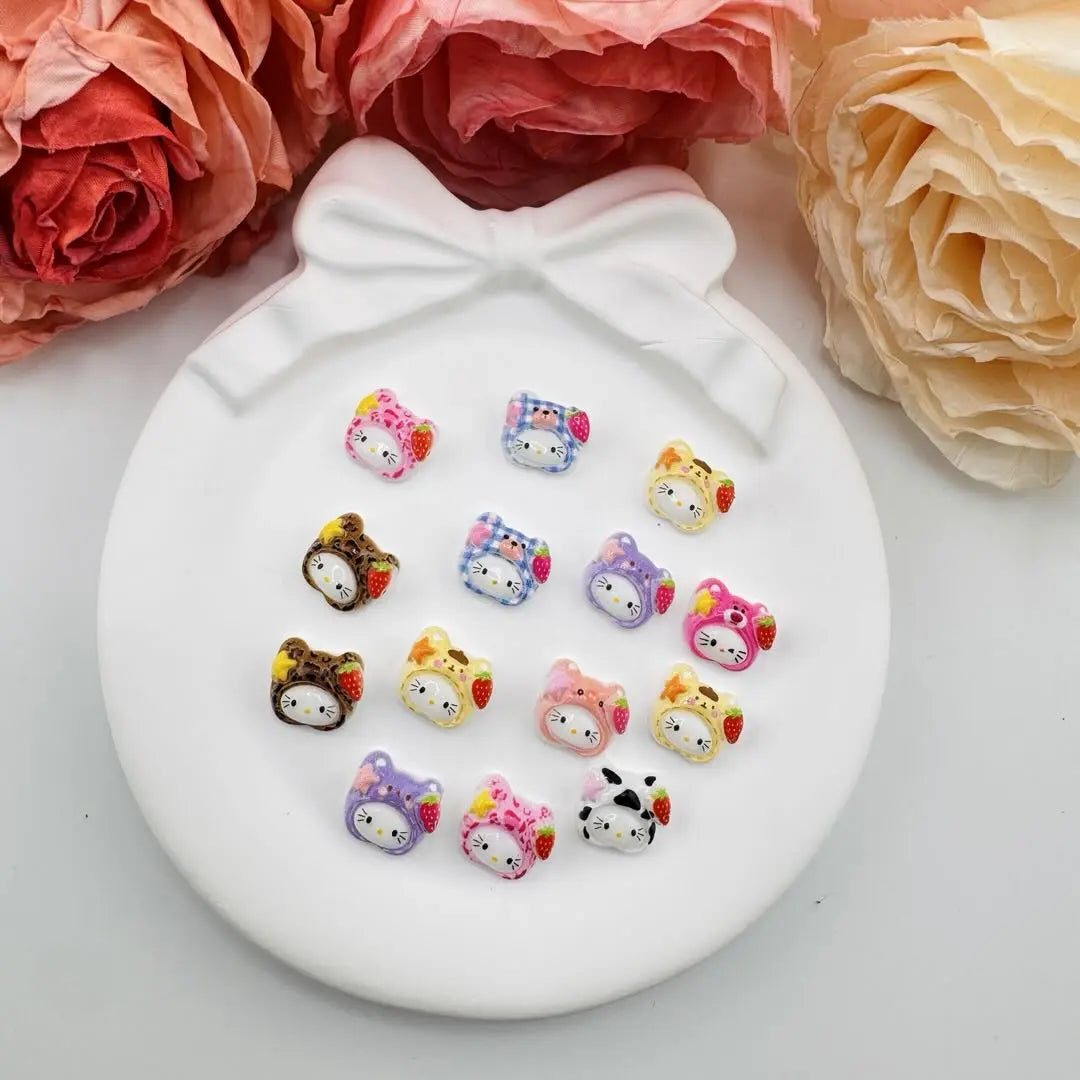 FS10919-About 9×10mm Random Mixed HK Nail Charms Zoe DIY Wholesale