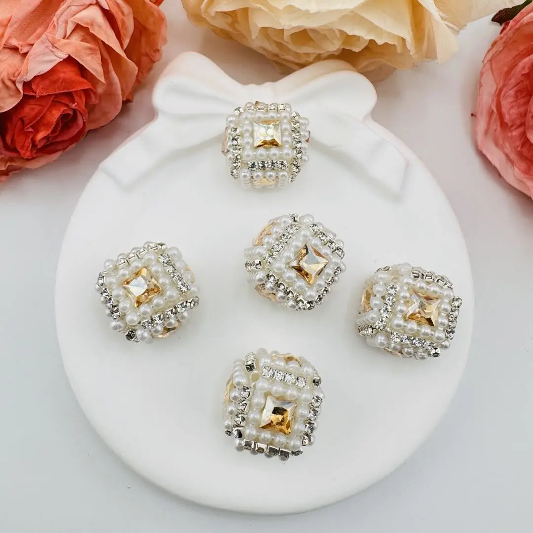 FS10936-20mm Pearl Square Fancy Beads Zoe DIY Wholesale