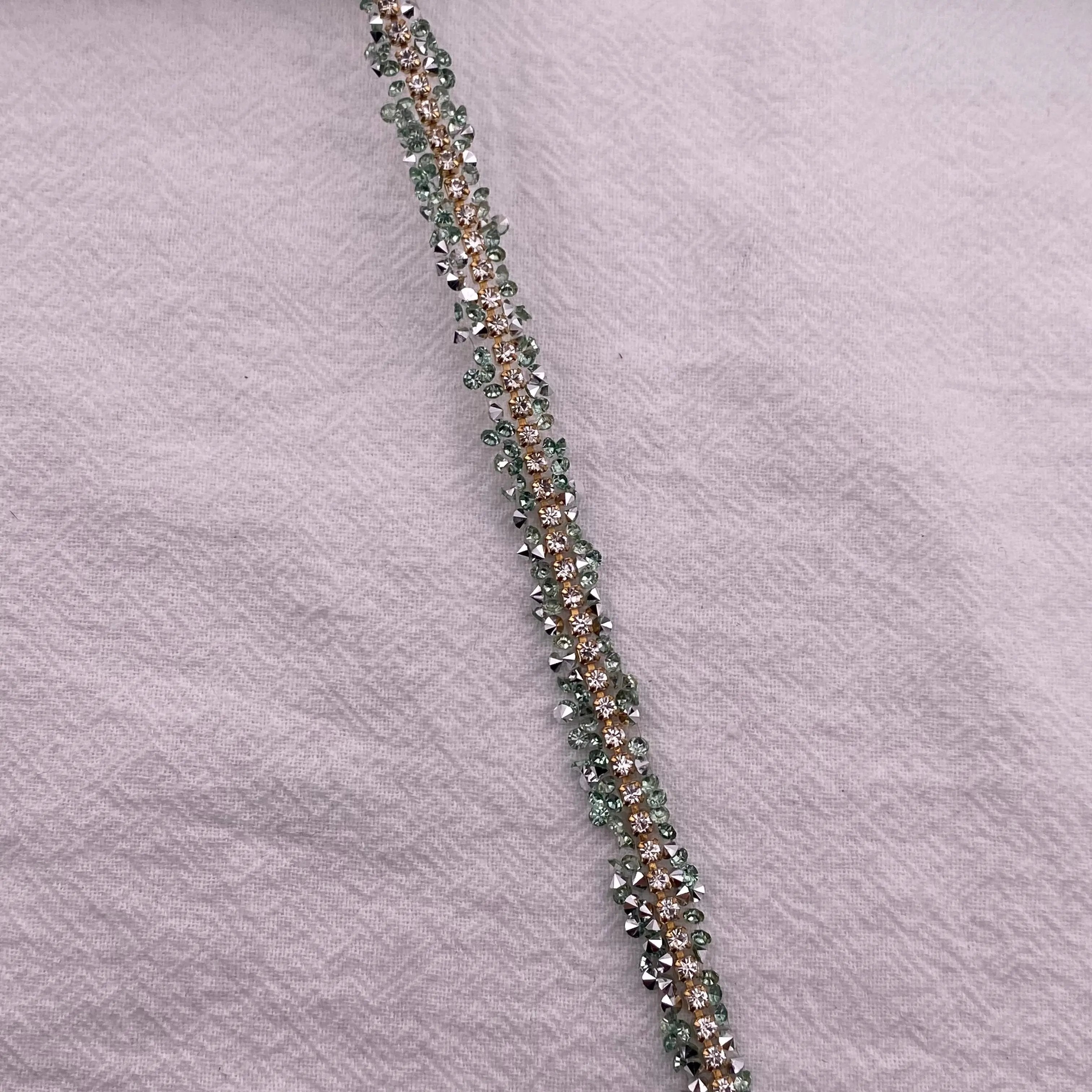 FS1301-0.9cm Width Sugar Diamonds Wraps tapes With Gold Chain In Middle For Making Fancy Bead Zoe's DIY Shop