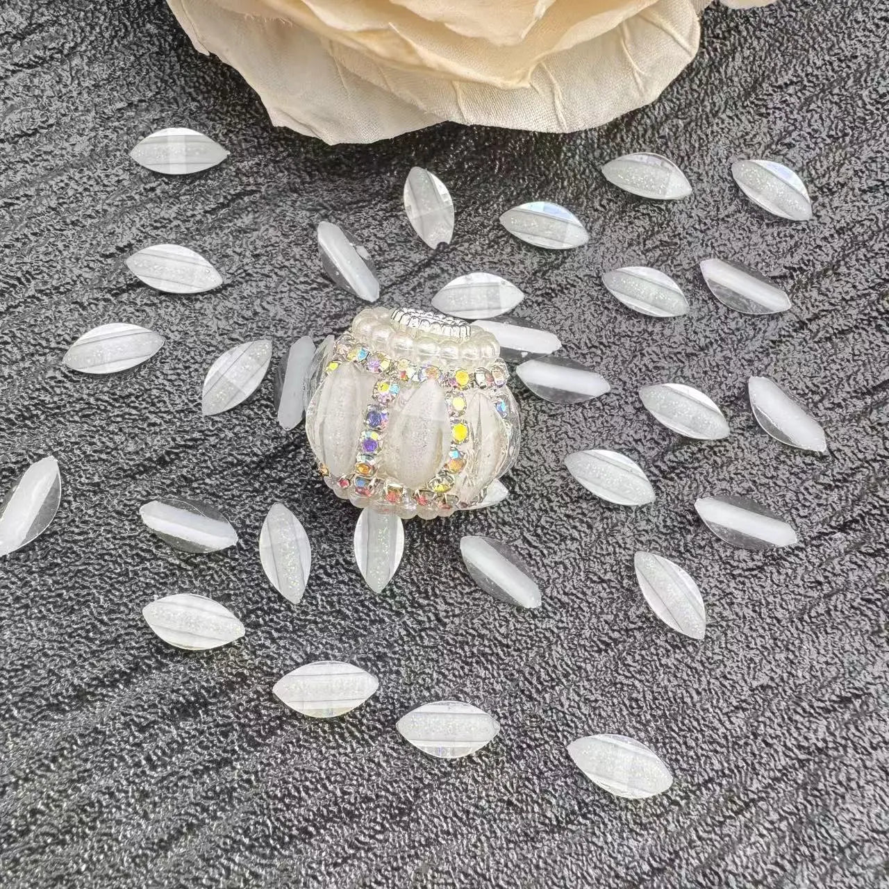 FS1354-5*10mm Horse-Eye Petals Zoe DIY Wholesale