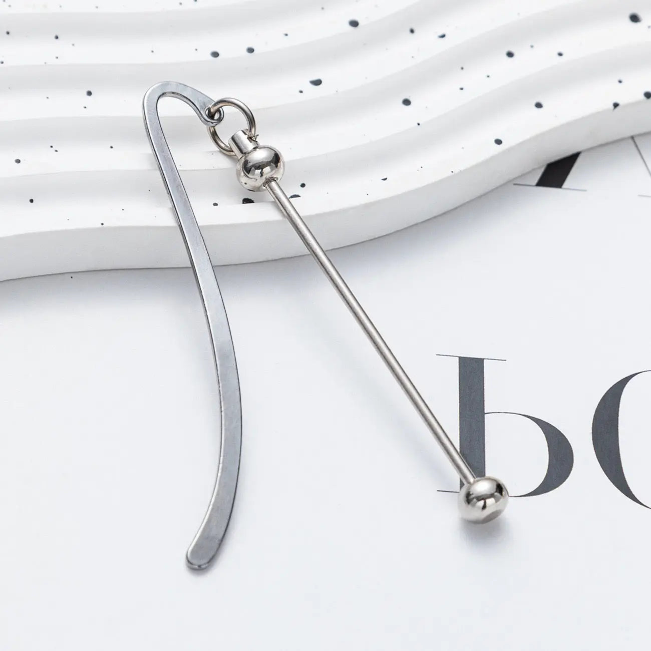 FS17927-About 8.6×7.8cm Beadable Book Marks