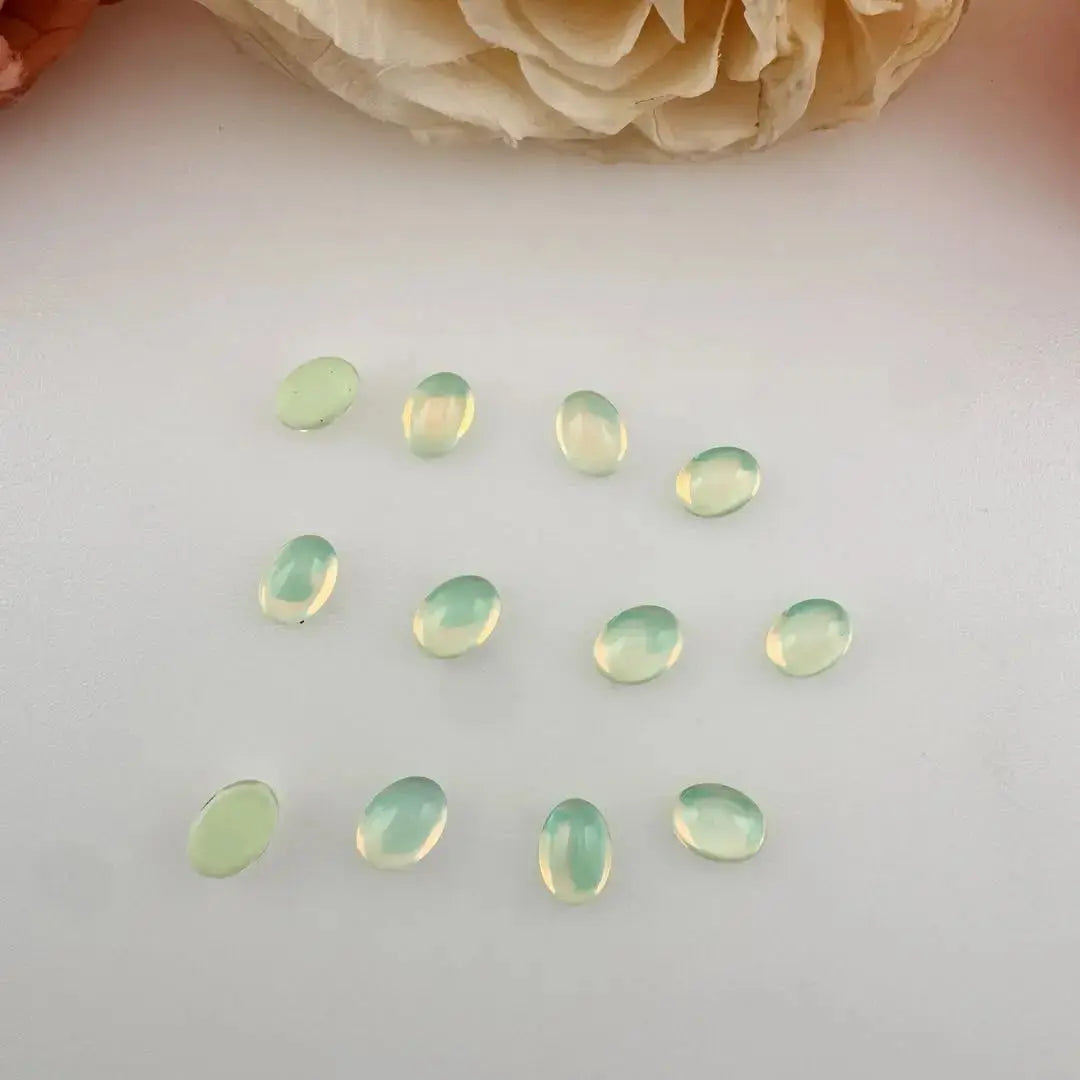FS18708-About 6*8mm Oval Crystal Glass Nail Charns Zoe DIY Wholesale