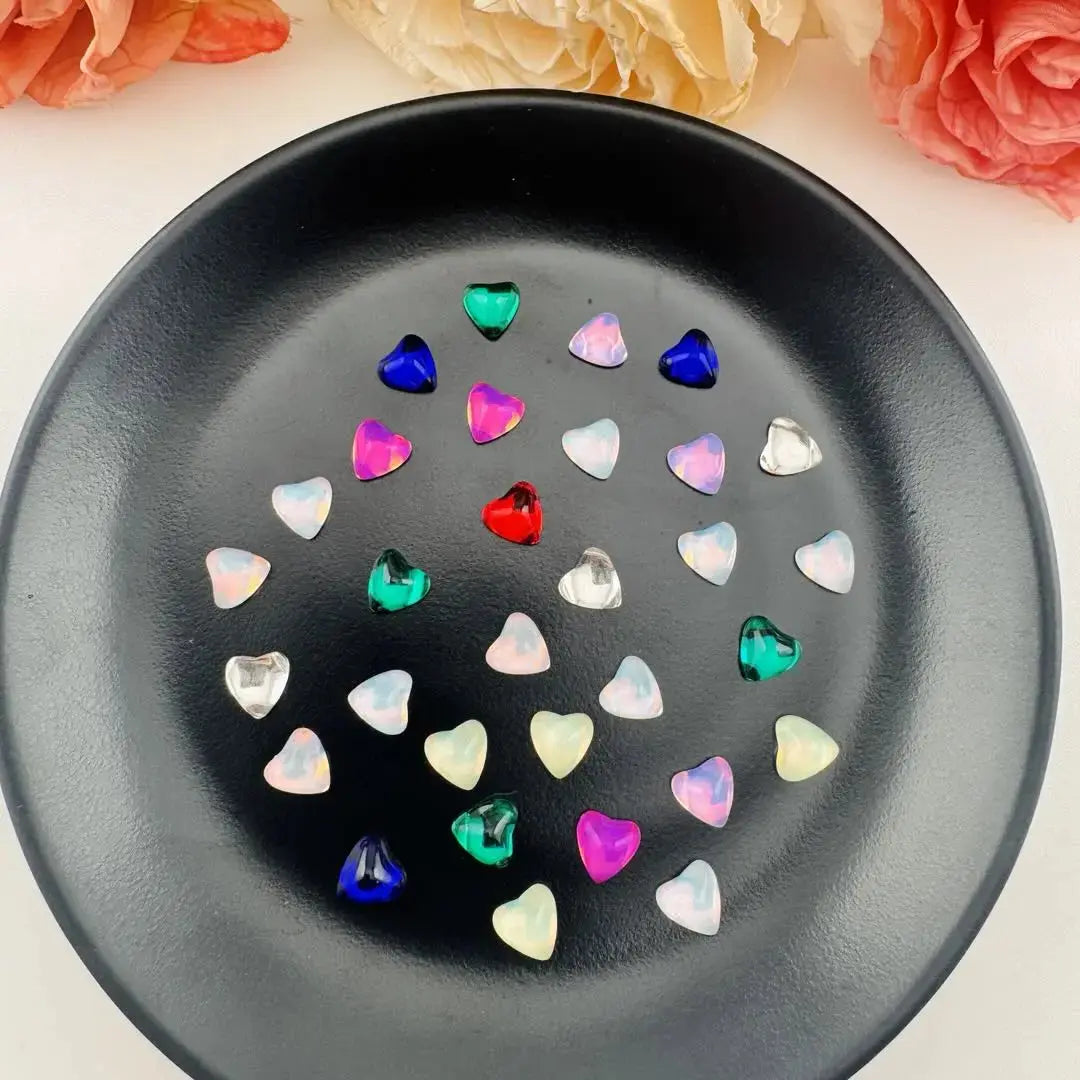 FS18718-About 8*8mm Heart Crystal Glass Nail Charns Zoe DIY Wholesale