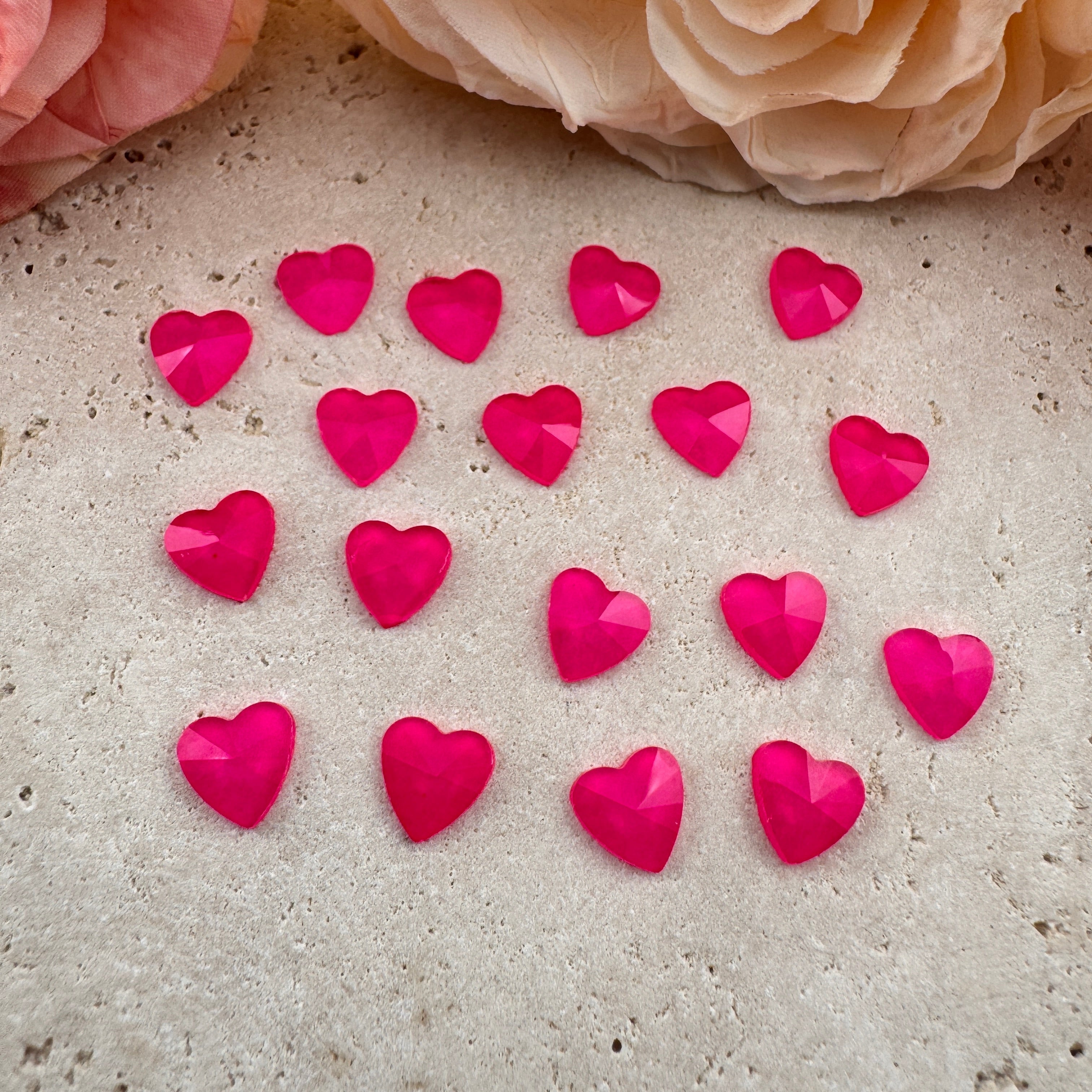 FS19158-About 7mm Neon Color Heart Glass Nail Charms Zoe DIY Wholesale