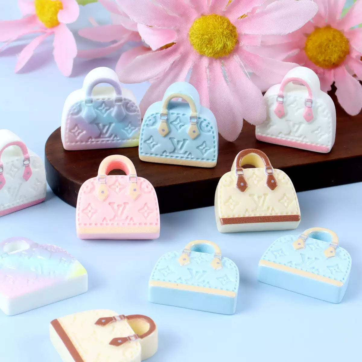 FS19165-About 25×25×7mm Bag Resin Charms Zoe DIY Wholesale