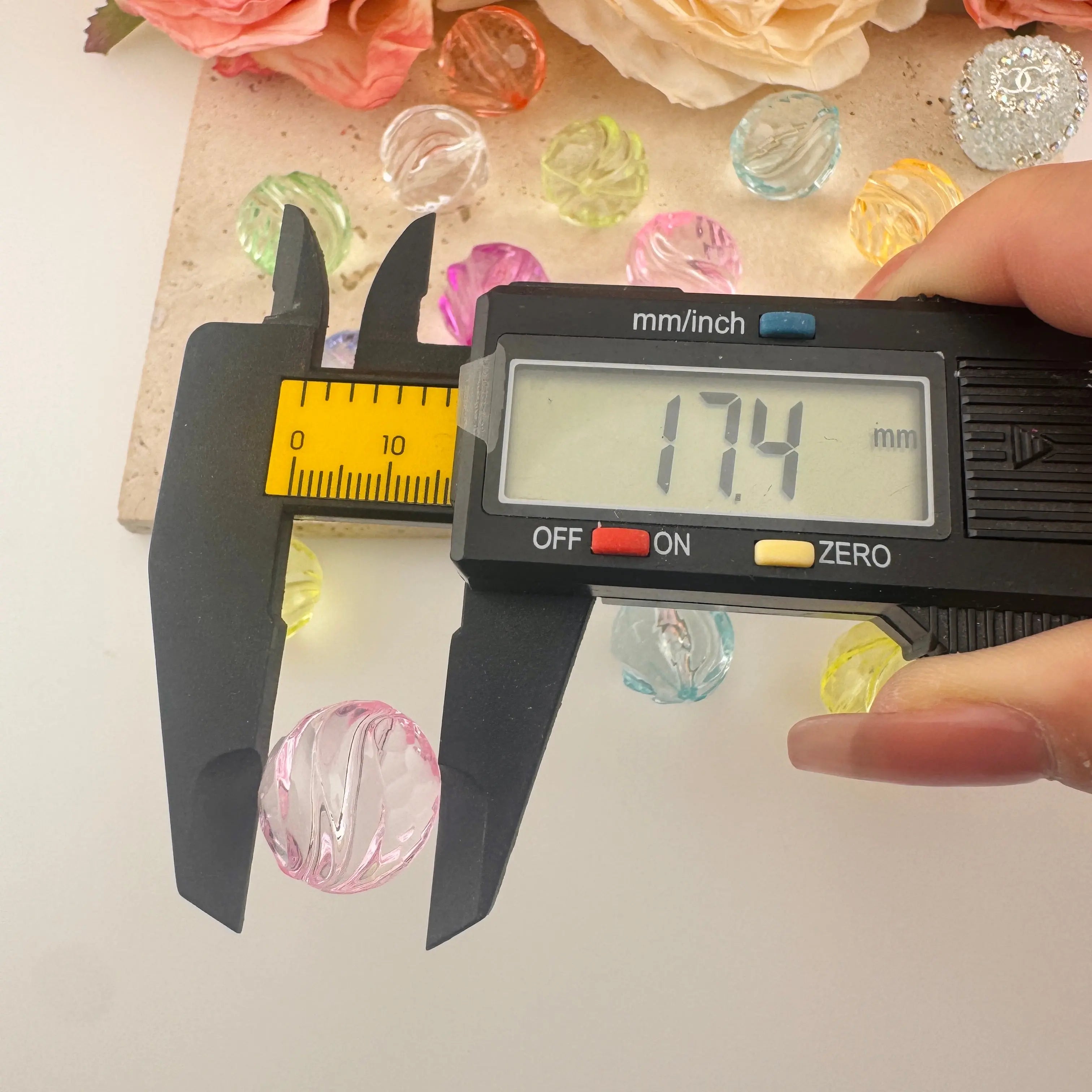 FS19234-About 17mm Mixed Color Clear Based Acrylic Beads Zoe DIY Wholesale