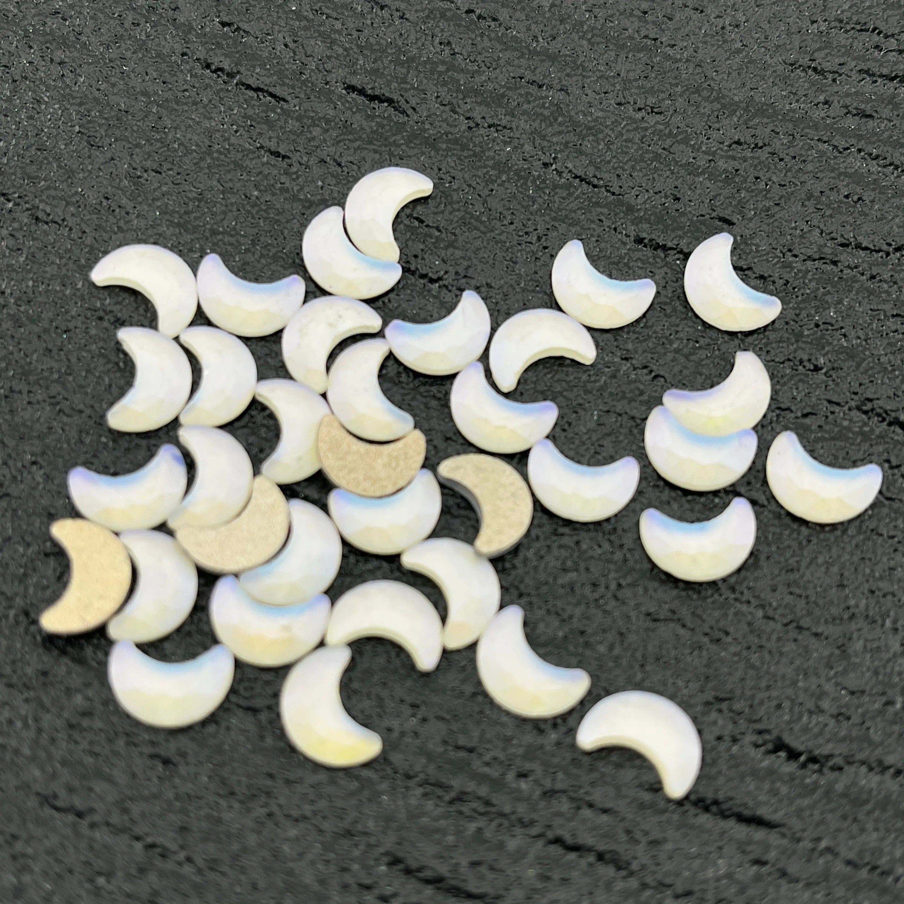 FS2231- 100PCS 7MM Moon Nail Charms For Making Fancy Beads Or Fancy Beadable Pens Zoe's DIY Shop