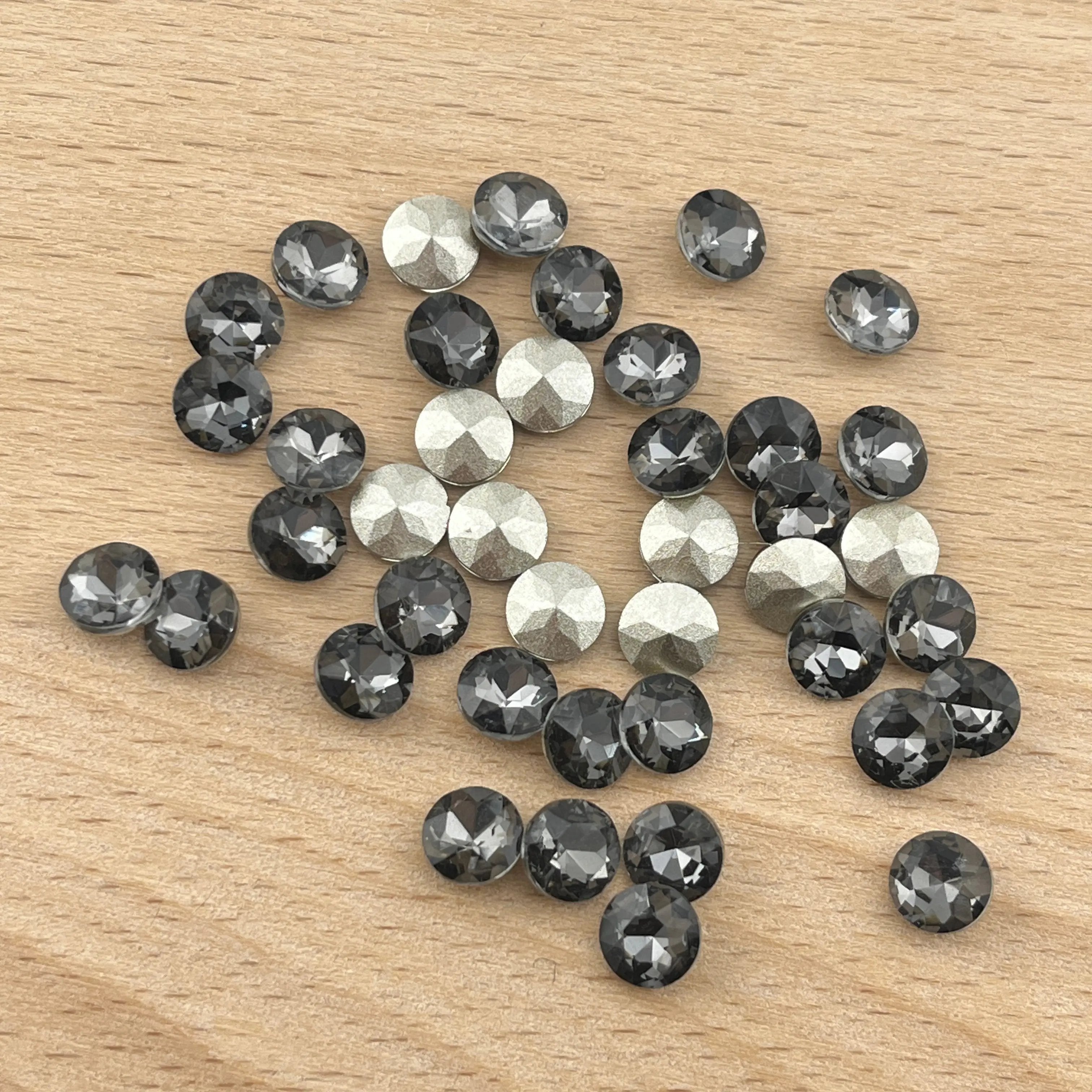 FS2234- 100PCS 6MM Diamond Zoe's DIY Shop