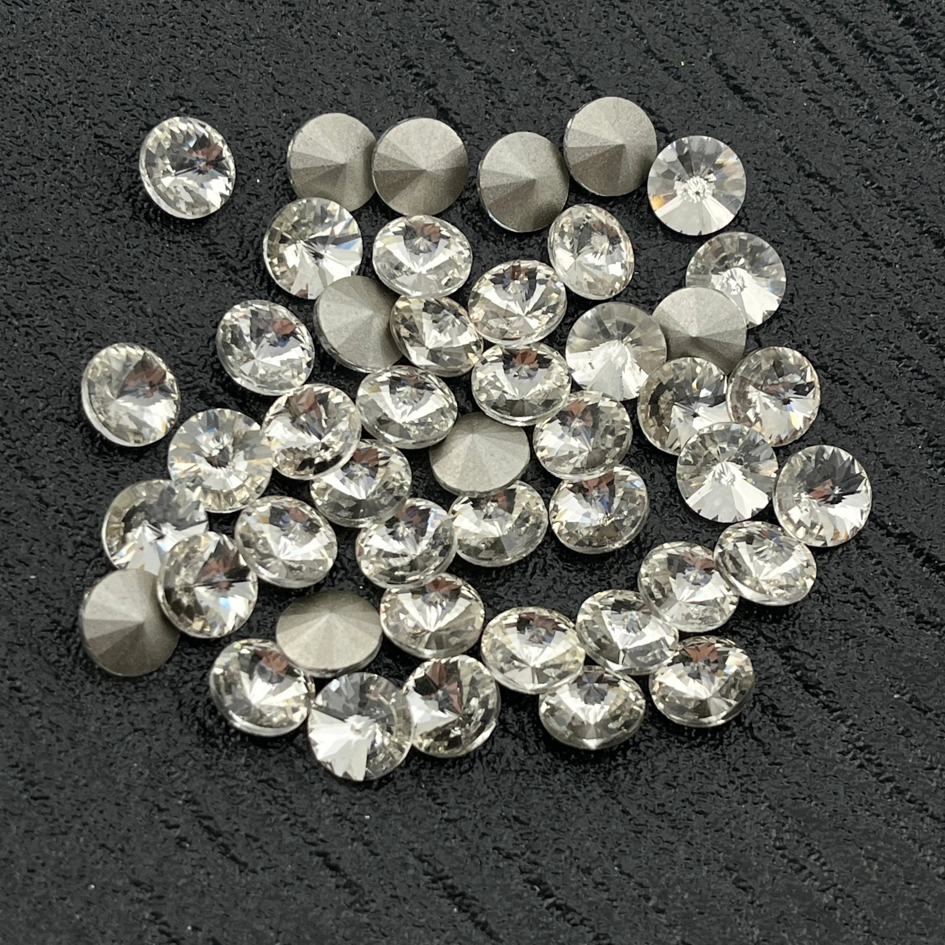 FS2236- 100PCS 8MM Diamond Zoe's DIY Shop