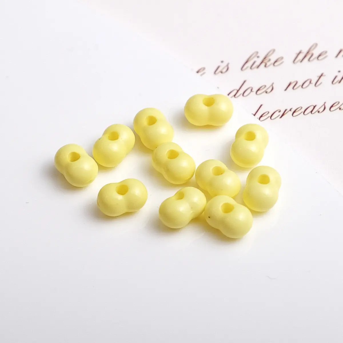 FS2379-5*8mm Solid Color Peanut Acrylic Beads For Making Keychain Zoe's DIY Shop