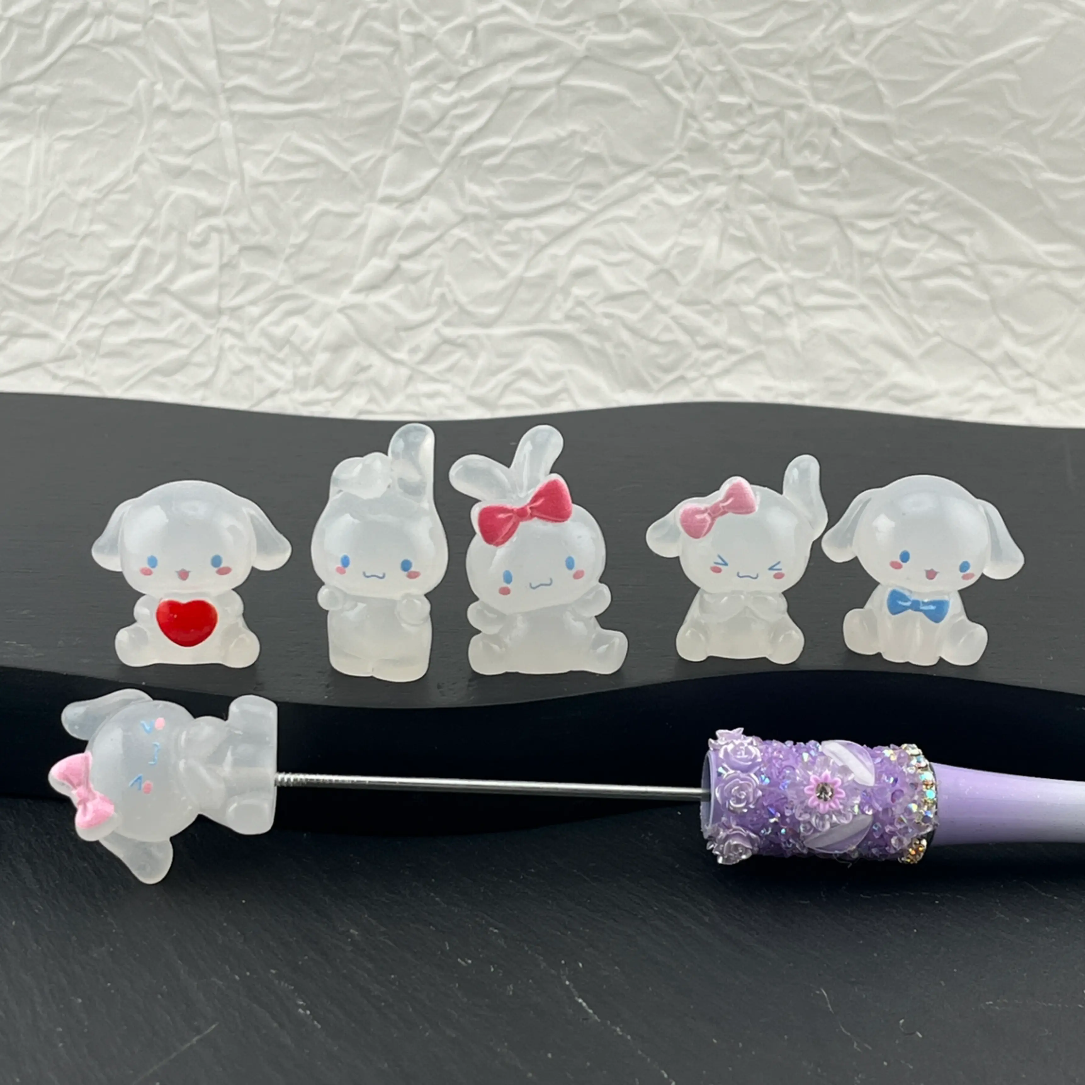 FS2407-10PCS Cinnamoroll glow-in-the-dark topper Zoe's DIY Shop