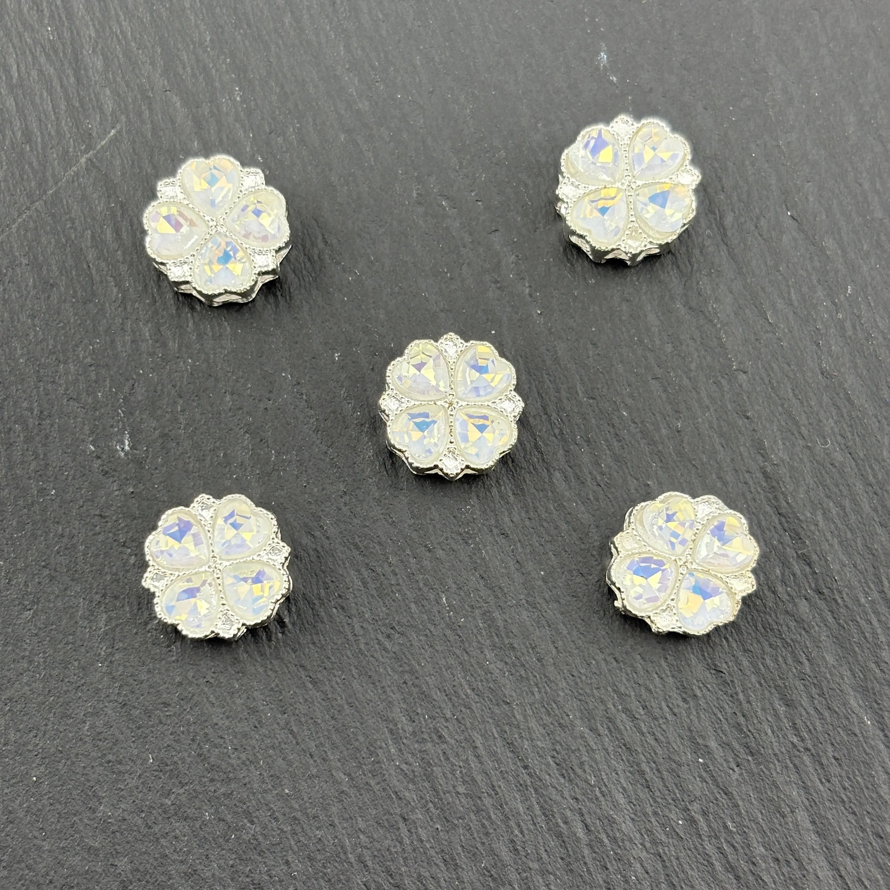 FS2480- 12mm 8 Hole Alloy Heart clover Beads Zoe's DIY Shop