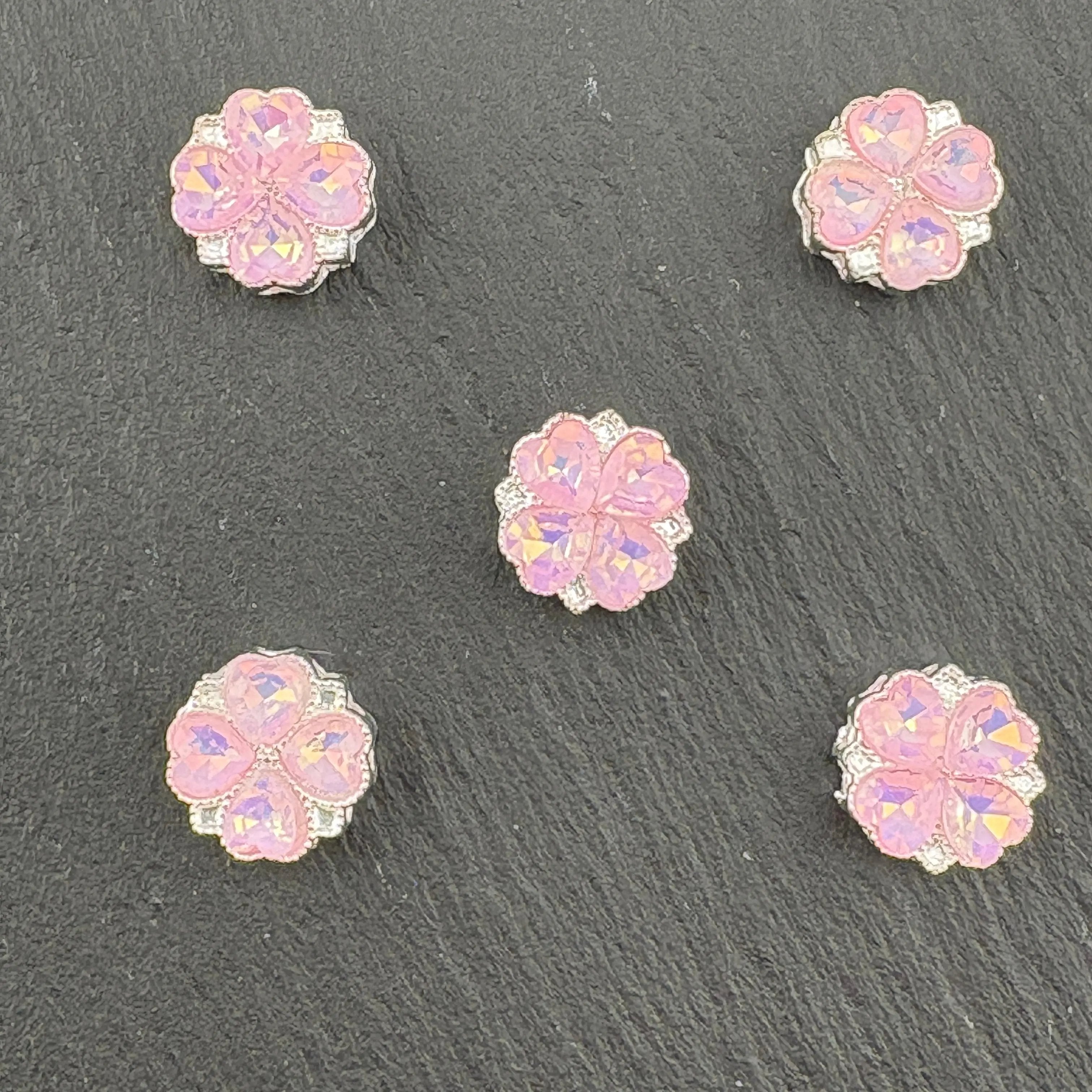 FS2480- 12mm 8 Hole Alloy Heart clover Beads Zoe's DIY Shop