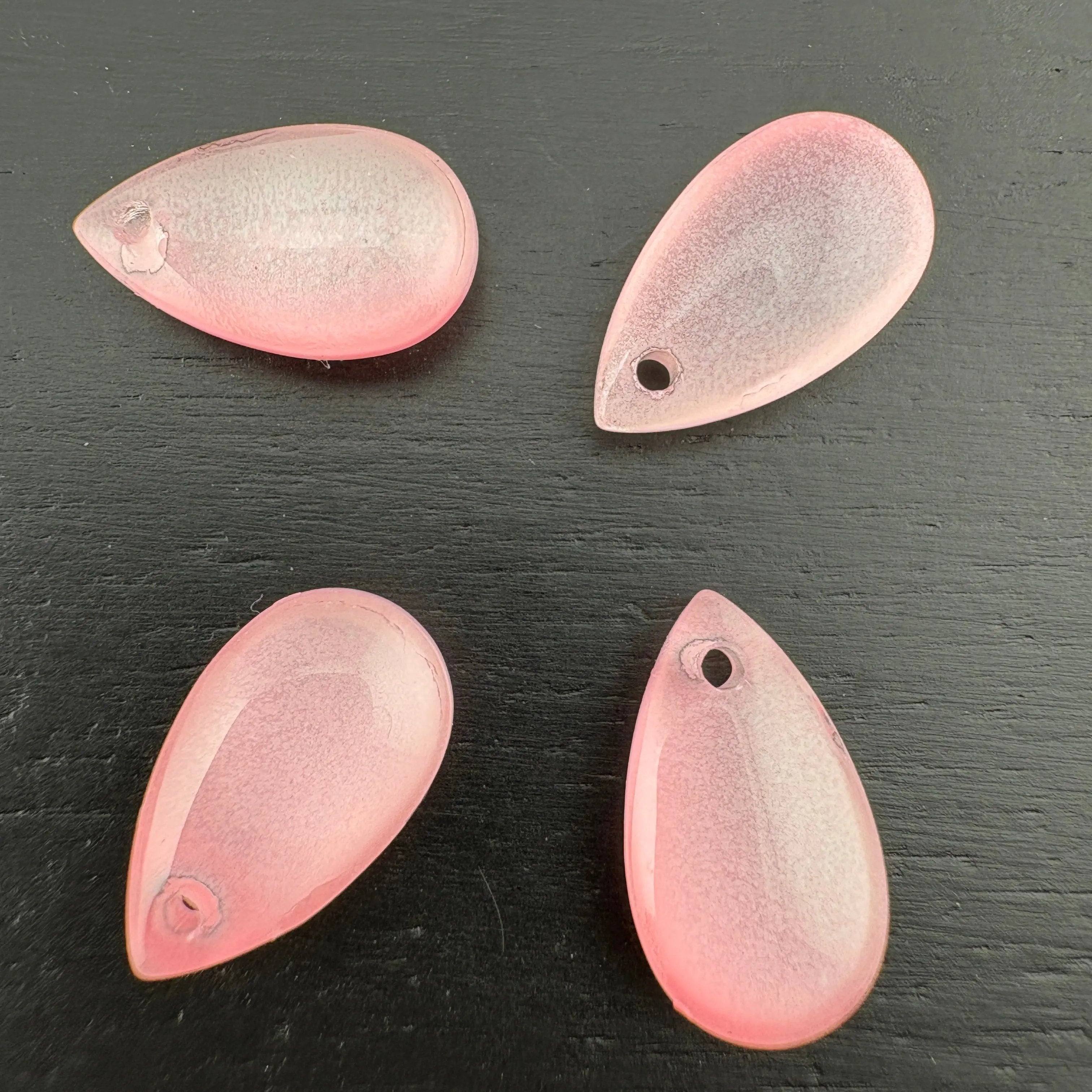 FS2500- 8×14mm Water drop glass Charms Zoe's DIY Shop