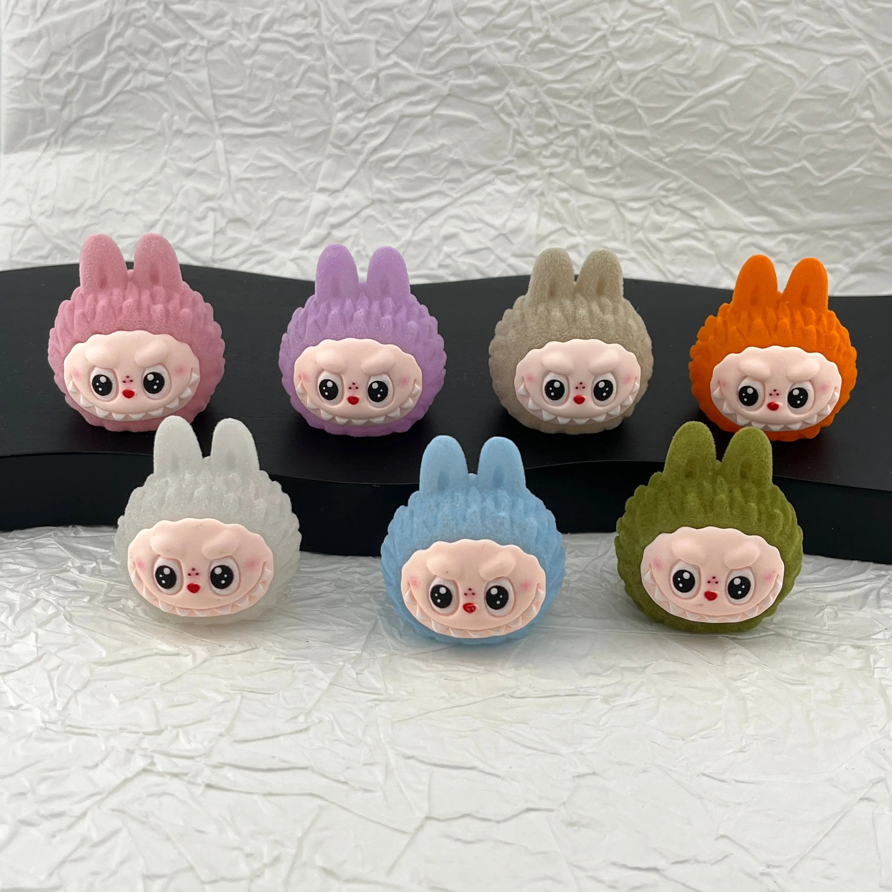 FS2502-7PCS Flocking Labubu Ornaments Zoe's DIY Shop