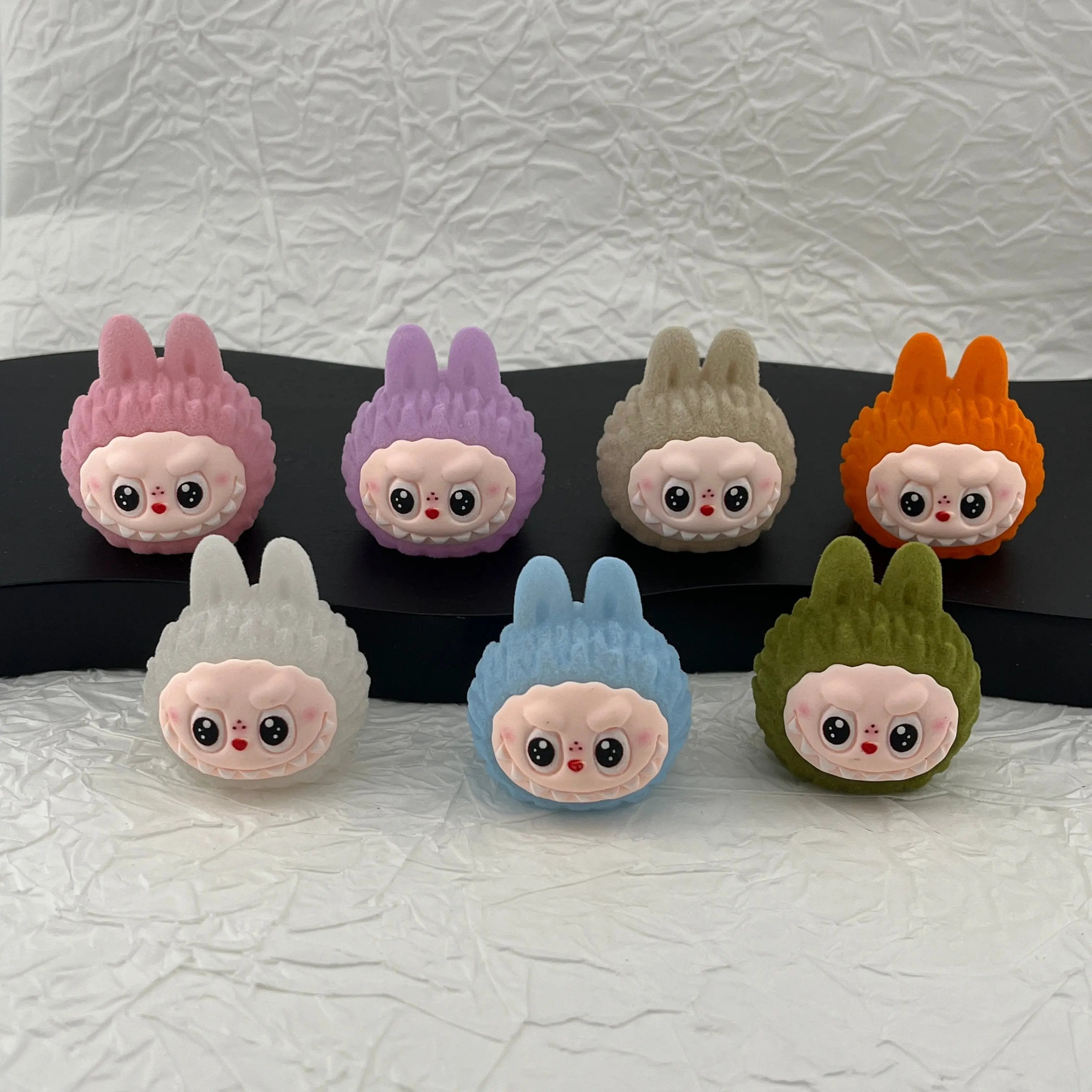 FS2502-7PCS Flocking Labubu Ornaments Zoe's DIY Shop