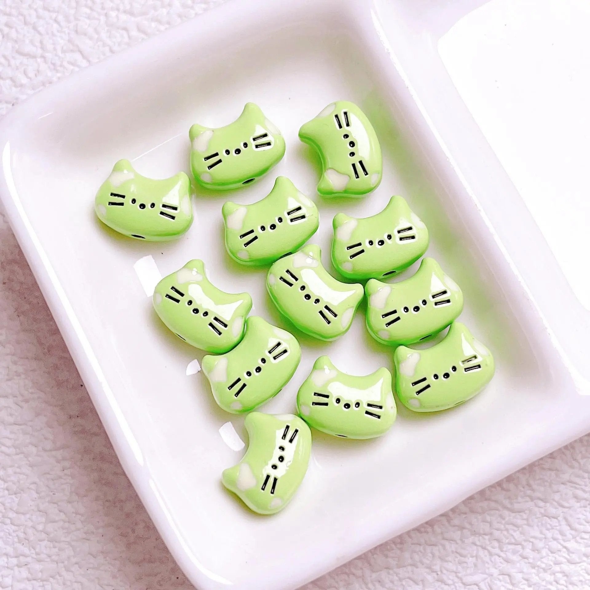 FS2512-12MM Random Mixed Color Cute Cat Head Metal Beads For Making Keychain Zoe's DIY Shop