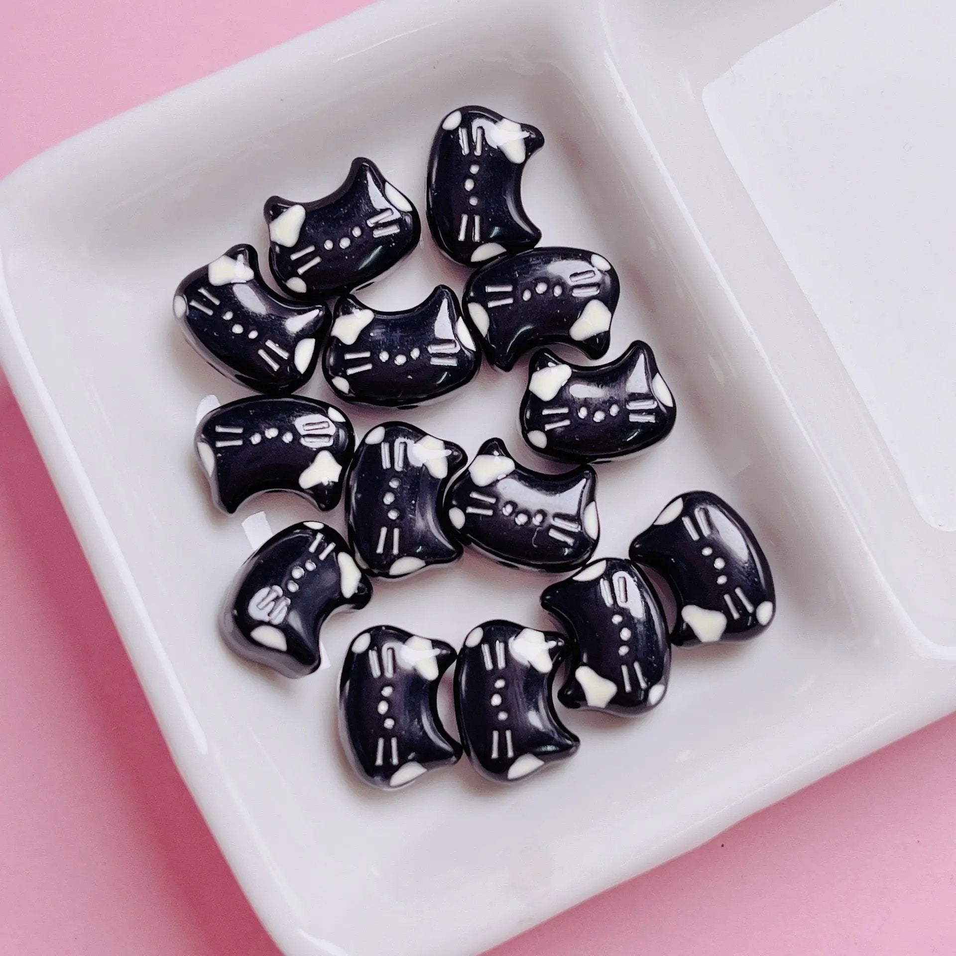 FS2512-12MM Random Mixed Color Cute Cat Head Metal Beads For Making Keychain Zoe's DIY Shop