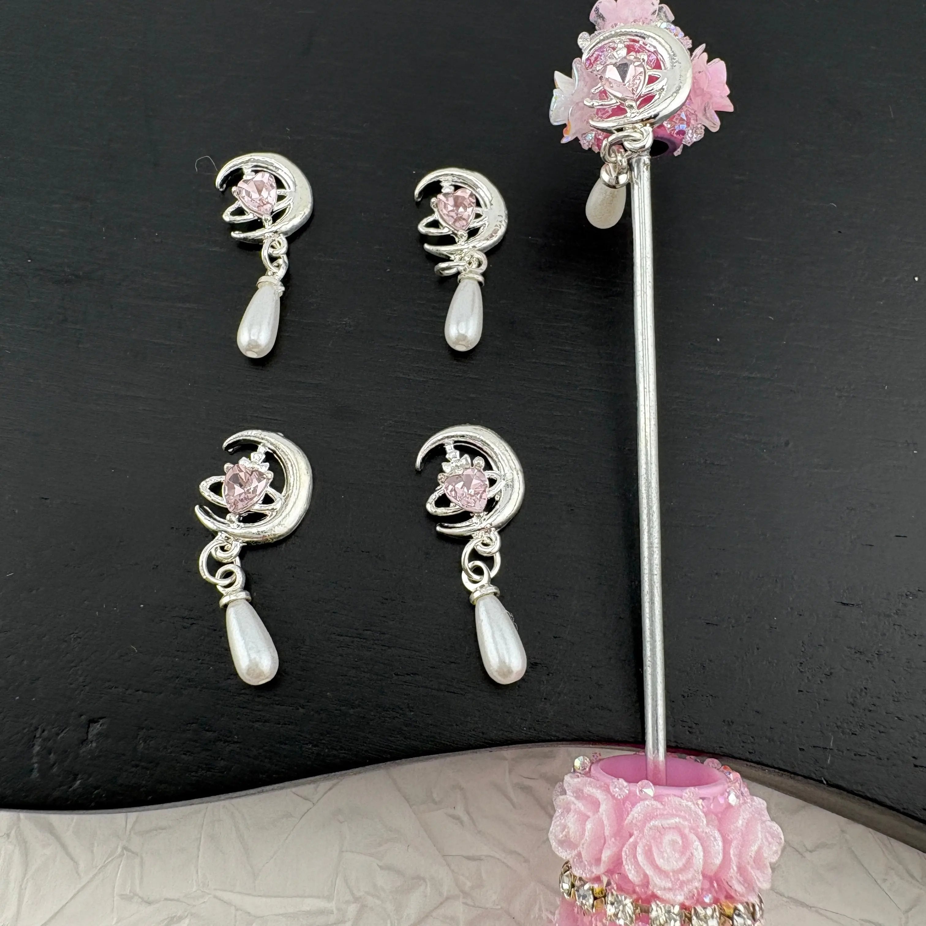 FS2529- 11×26mm Moon Heart Diamond Patch For Making Fancy Beads Or Fancy Pen Zoe's DIY Shop