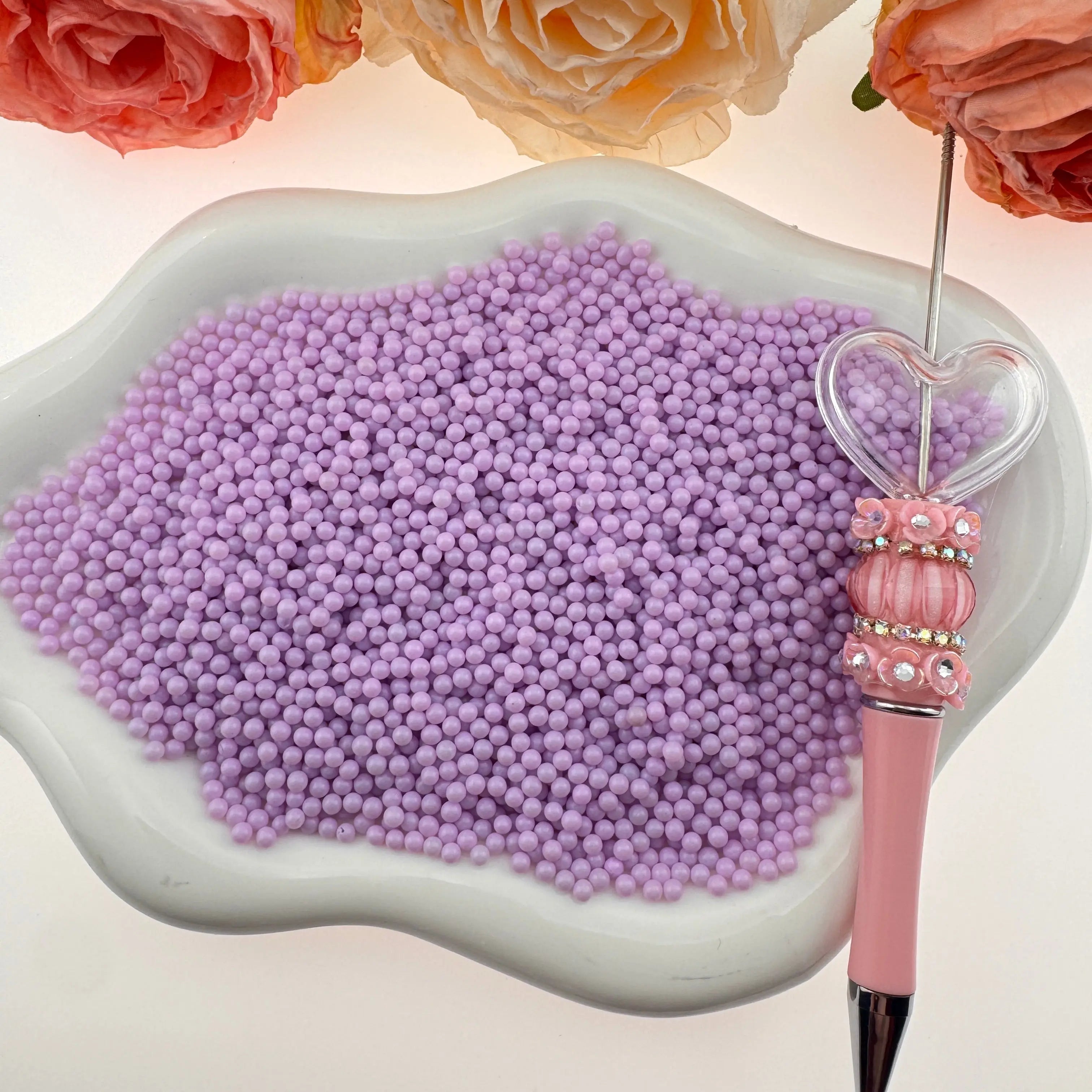 FS2582-4mm Glass-perler Små glasperler Ingen hul Små tiny glasbobleperler Mini tiny mikro runde iriserende UV-harpikssåperle i bulk til smykkefremstilling Voksen shakerfyldning Neglekunst Håndværk