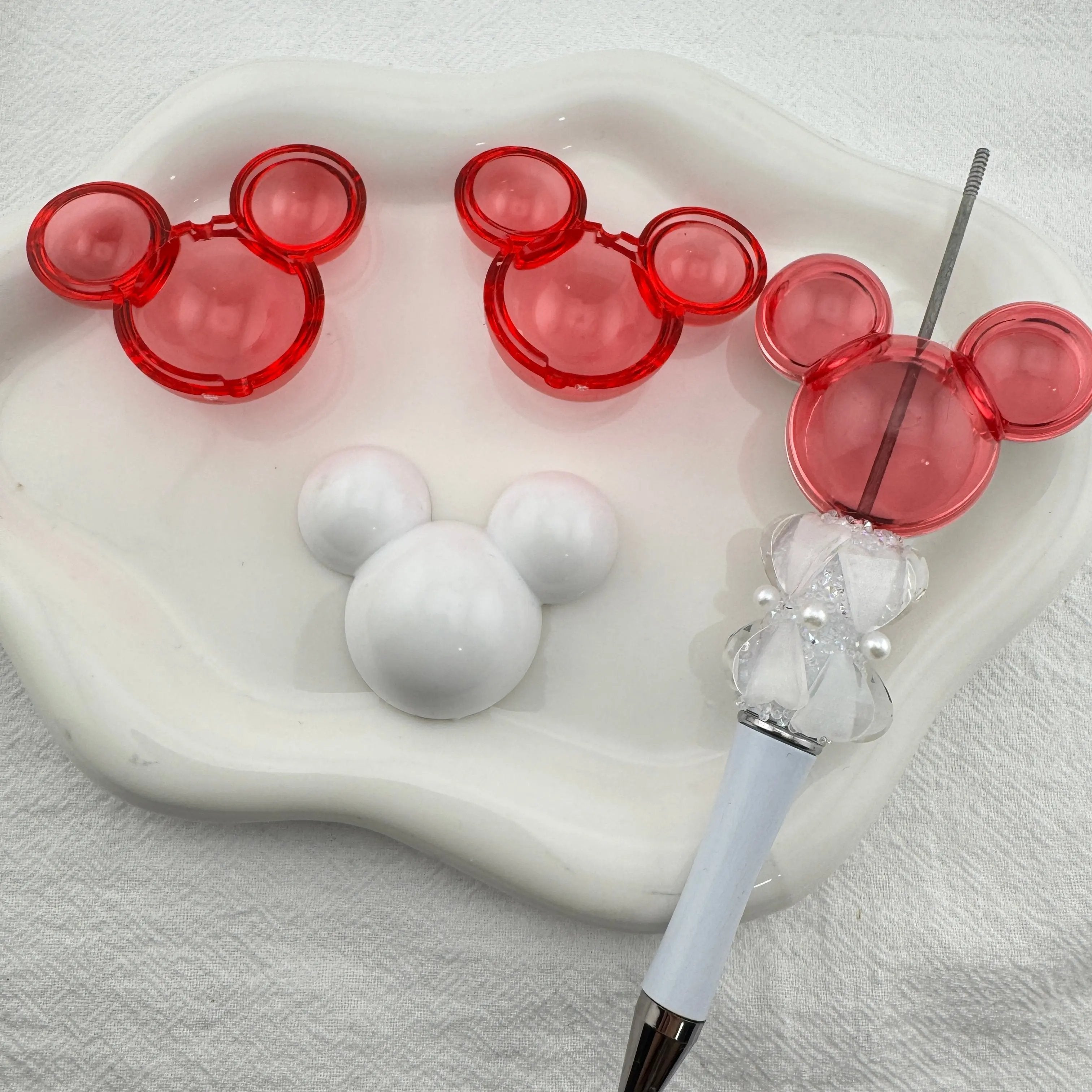 FS3074- 10 Pieces Clear+Solid White Set MK Mouse Head Shakes Beads (5PCS White + 5PCS Clear) Zoe's DIY Shop