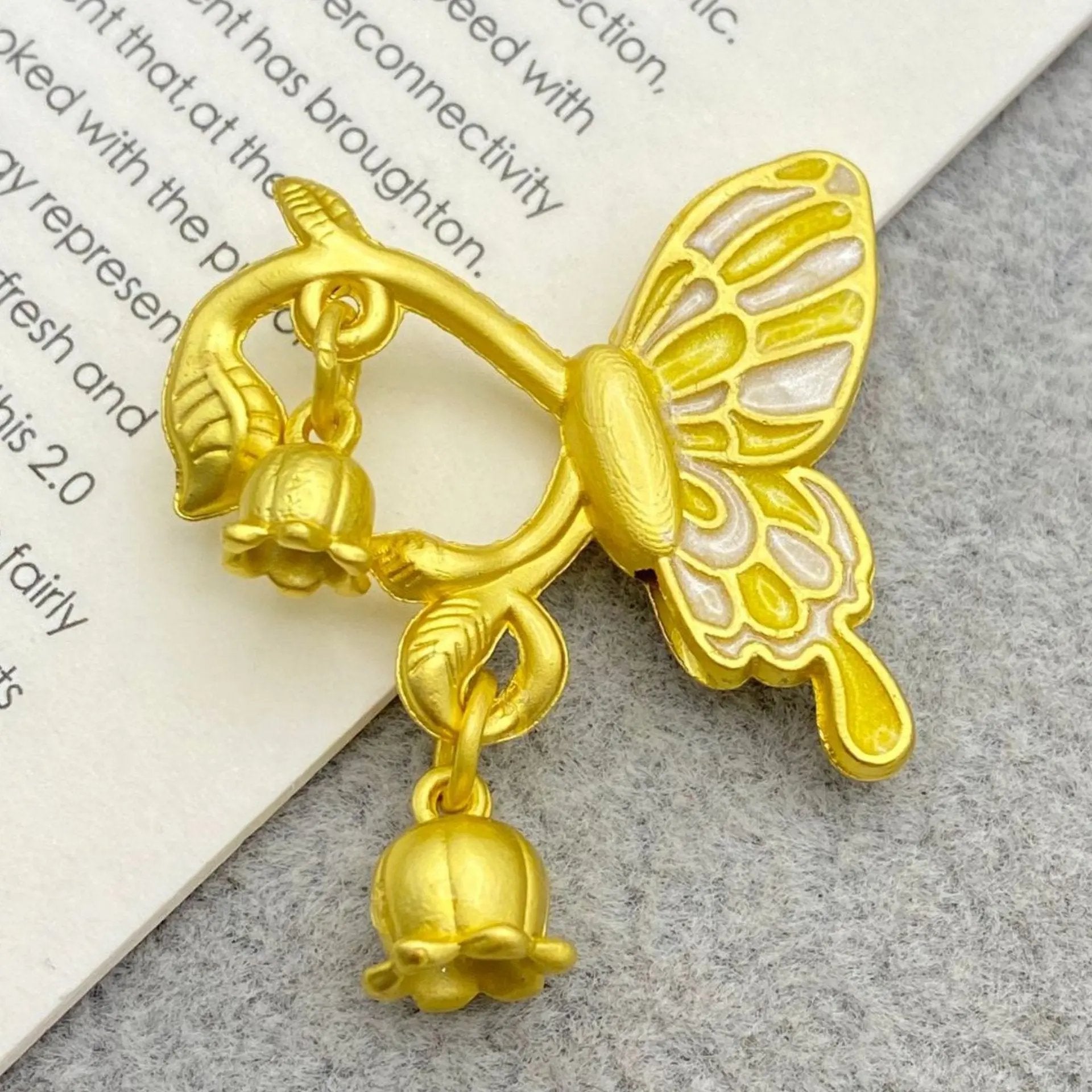 FS3090- Butterfly with Lily of the valley Alloy Beads for Making Keychain Zoe's DIY Shop