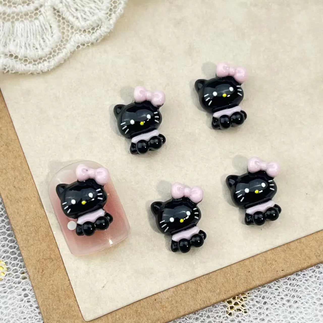 FS4103- 12mm Hk Set Down Charms Sitting Pink And Black Kitty Patches For DIY project Zoe's DIY Shop