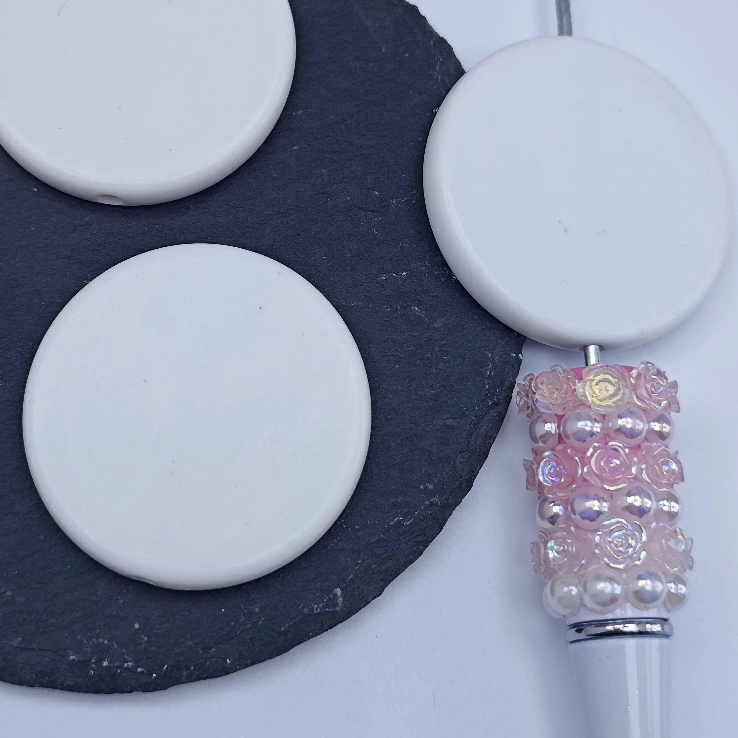 FS4651- 40mm White Big Round Plate Based Beads Zoe's DIY Shop