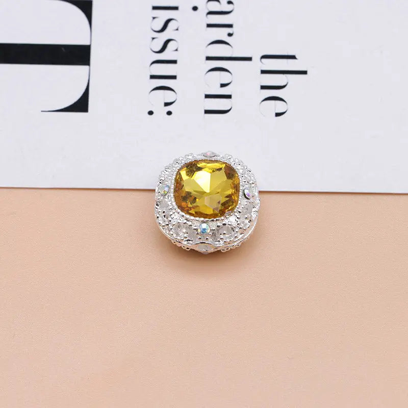 FS4846- 17mm×17mm Square Mocha Alloy Beads That Can Pass Through A Pen Zoe's DIY Shop