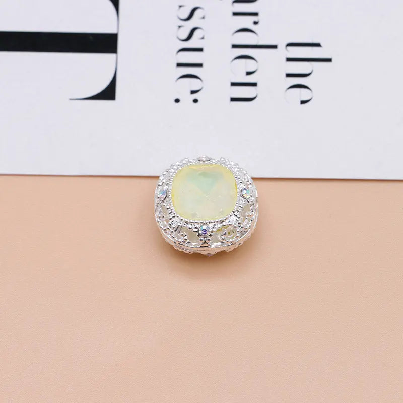 FS4846- 17mm×17mm Square Mocha Alloy Beads That Can Pass Through A Pen Zoe's DIY Shop