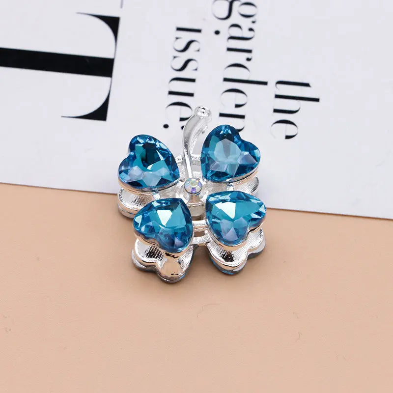 FS4848- Approximately 2.9×2.4×1.3 Cm Four - leaf Clover Alloy Beads Four - way Passable For Pen Zoe's DIY Shop