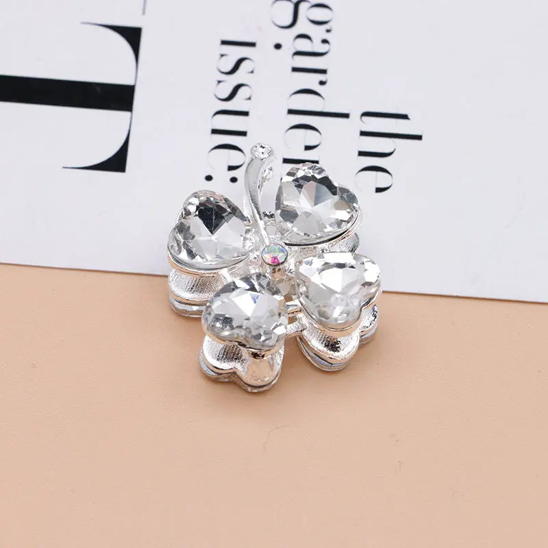 FS4848- Approximately 2.9×2.4×1.3 Cm Four - leaf Clover Alloy Beads Four - way Passable For Pen Zoe's DIY Shop