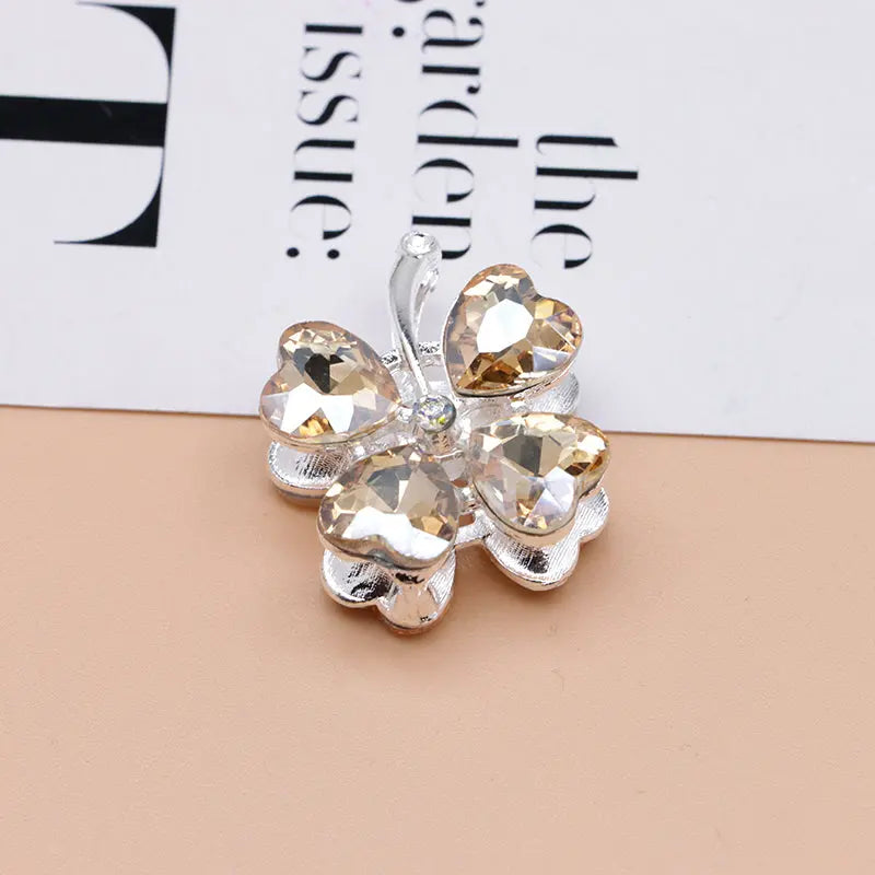 FS4848- Approximately 2.9×2.4×1.3 Cm Four - leaf Clover Alloy Beads Four - way Passable For Pen Zoe's DIY Shop