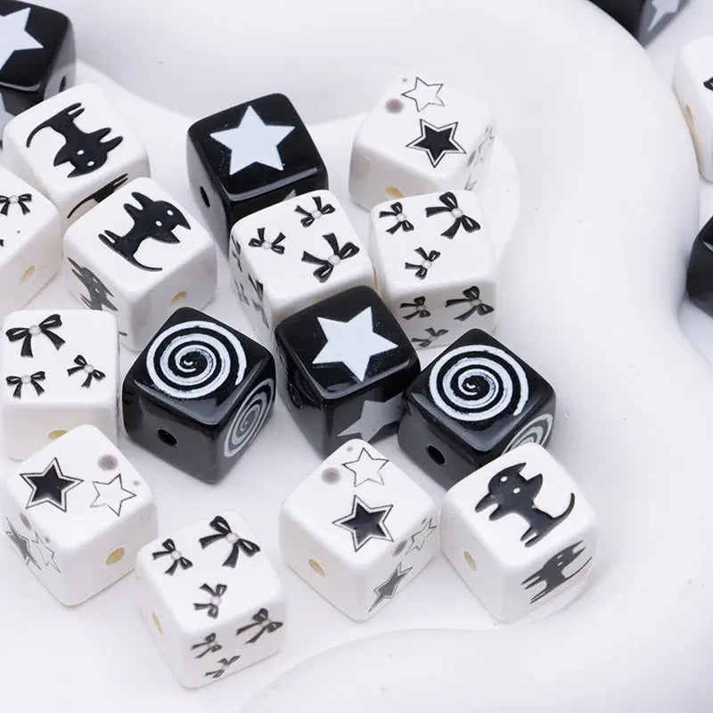 FS5127- 15mm Mixed Black And White Cubes Beads Zoe's DIY Shop